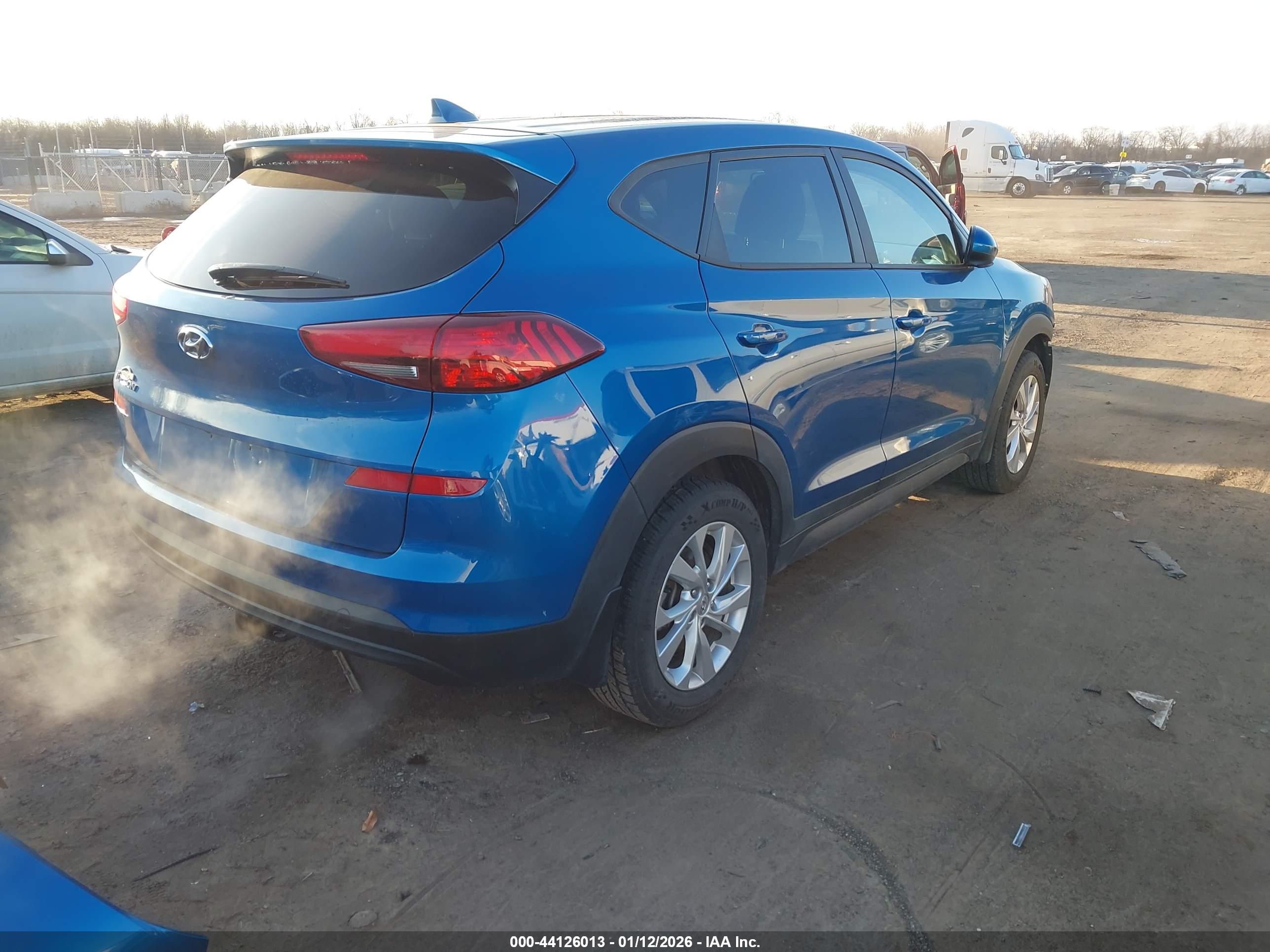 HYUNDAI TUCSON image 4