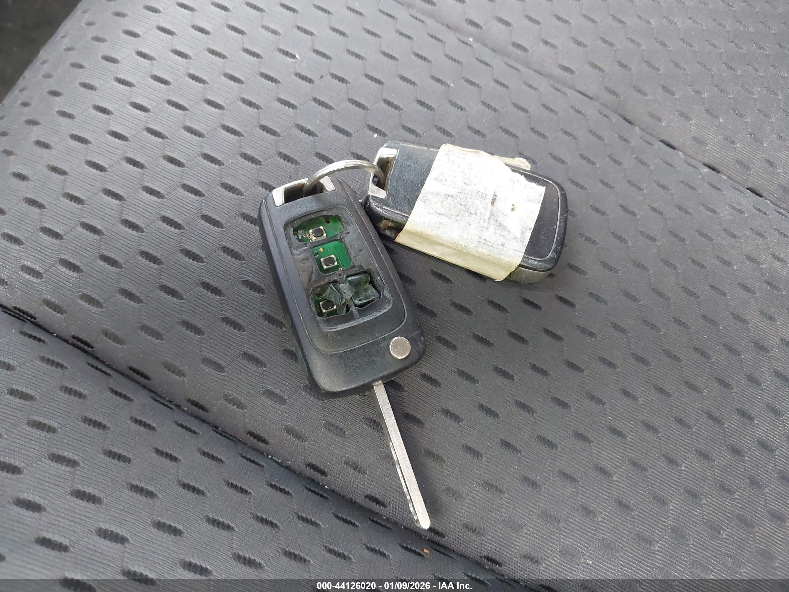 CHEVROLET EQUINOX image 11
