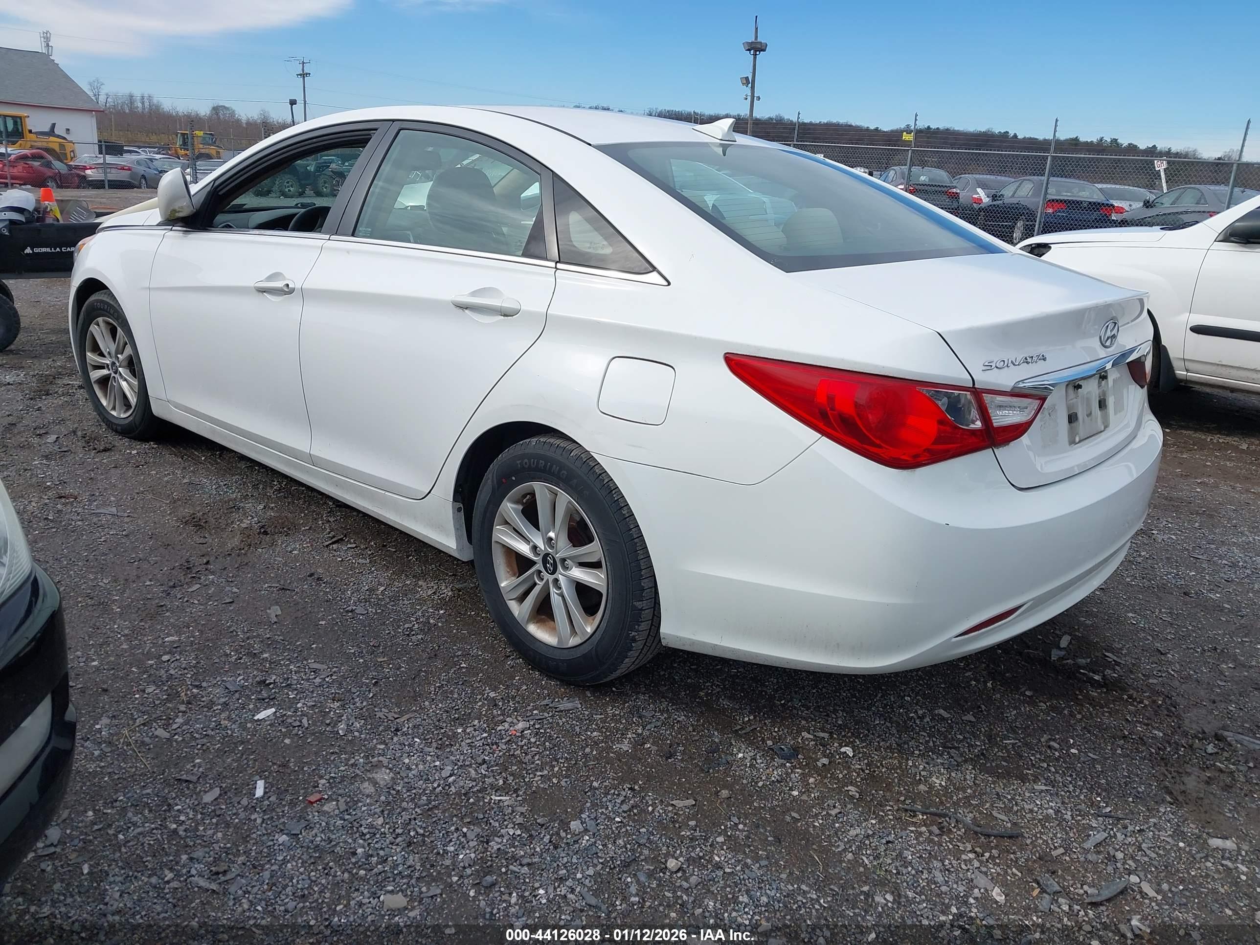 HYUNDAI SONATA image 3