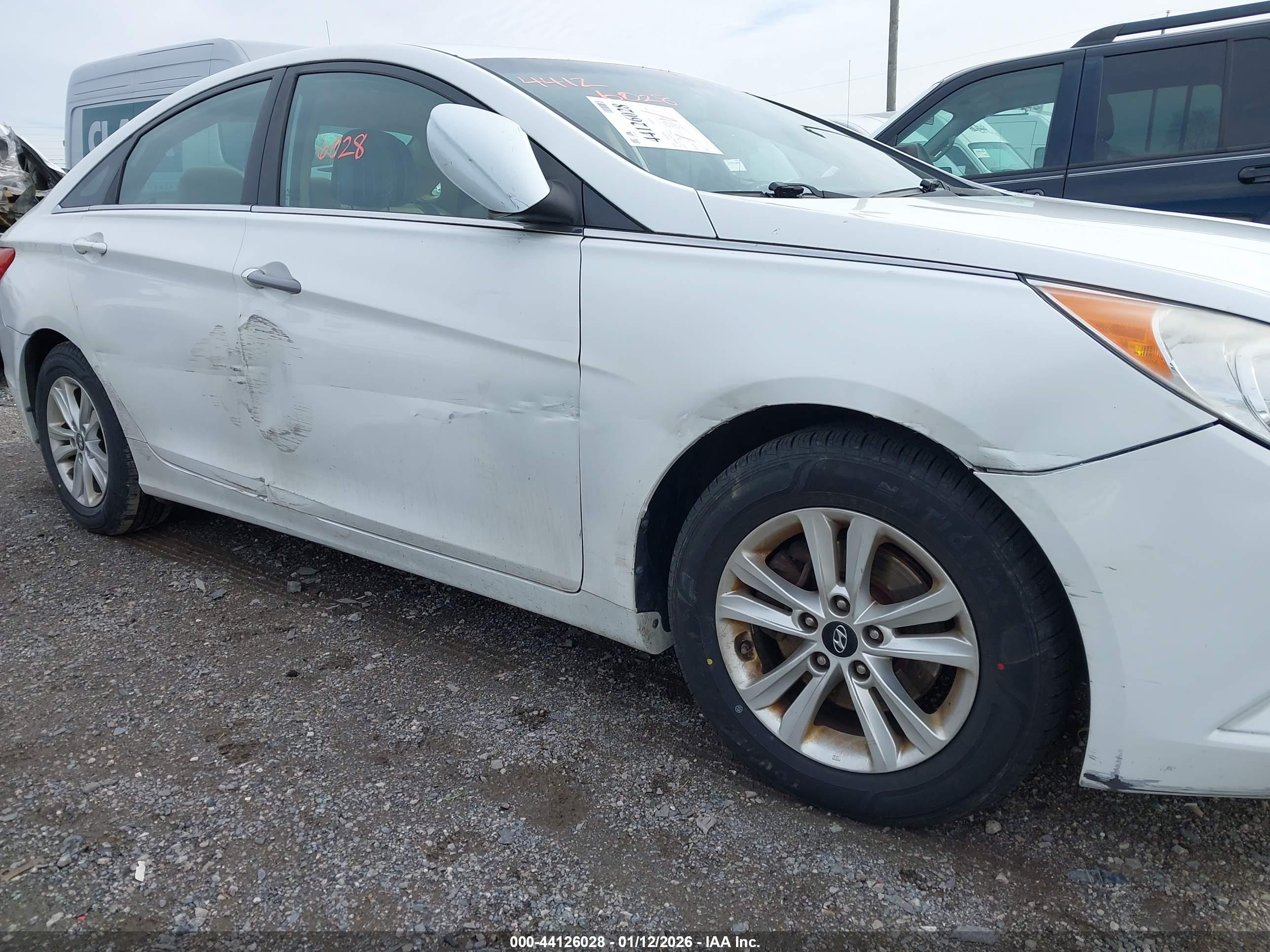 HYUNDAI SONATA image 6