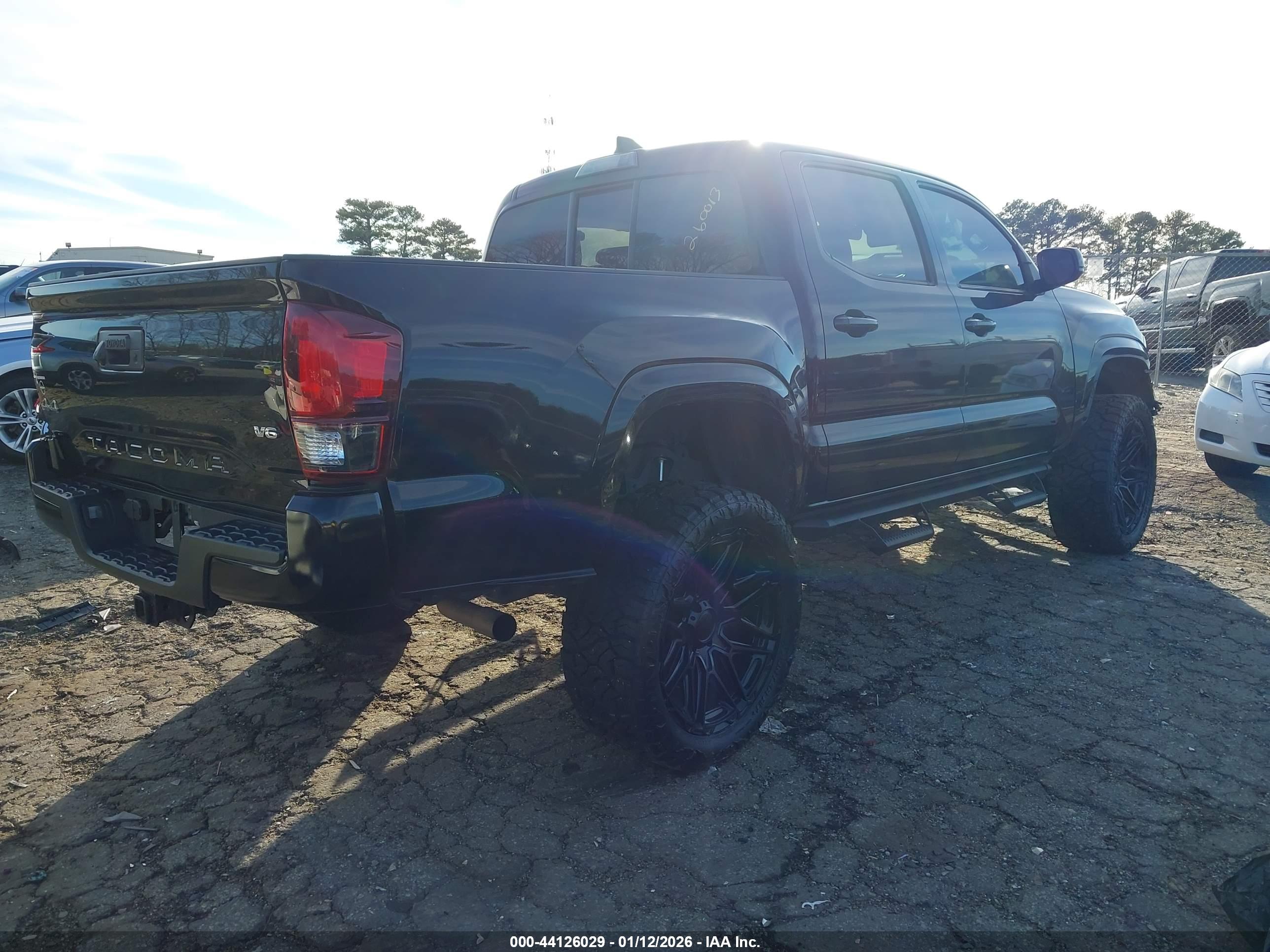 TOYOTA TACOMA image 4