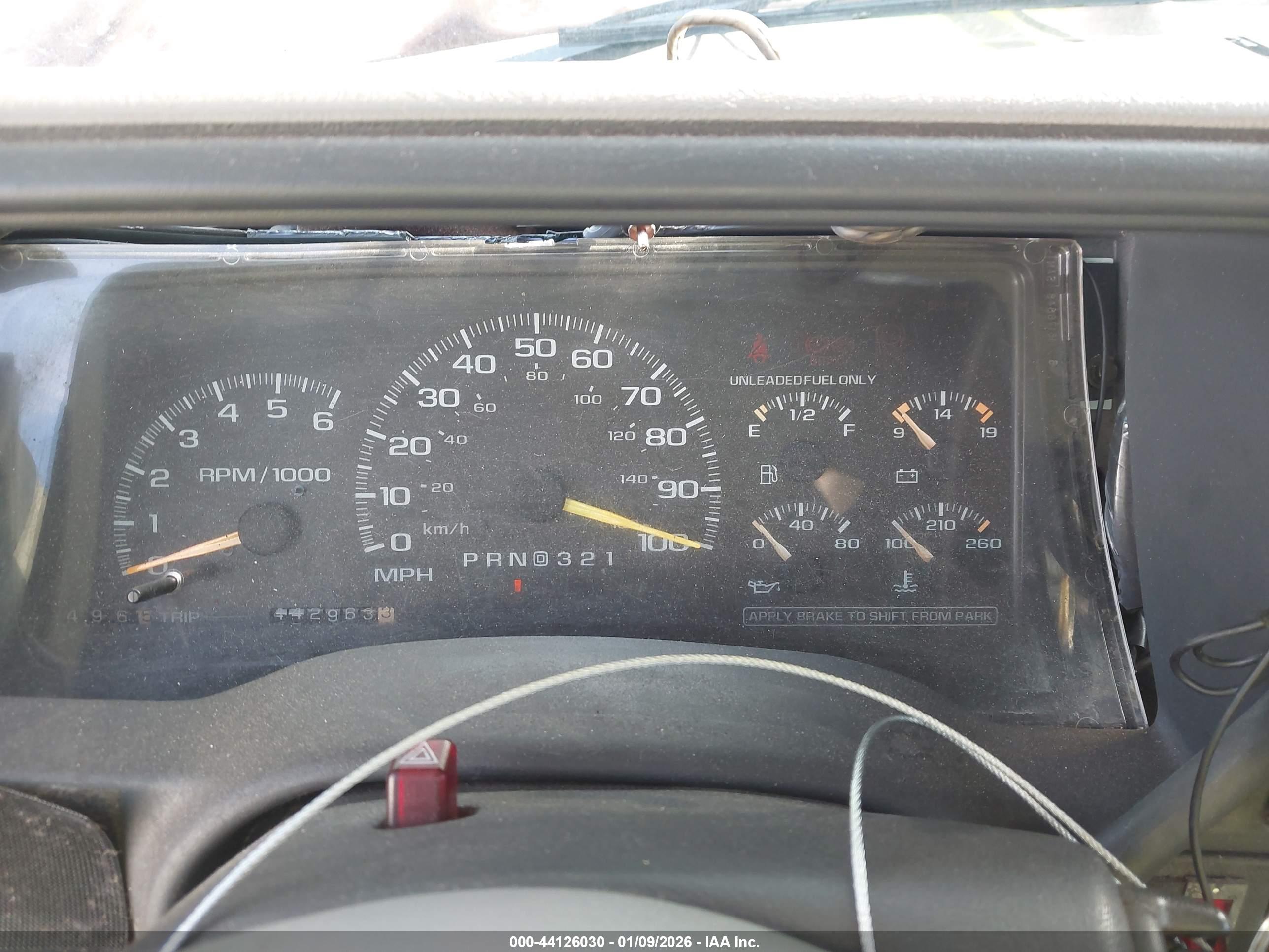 CHEVROLET C1500 image 7