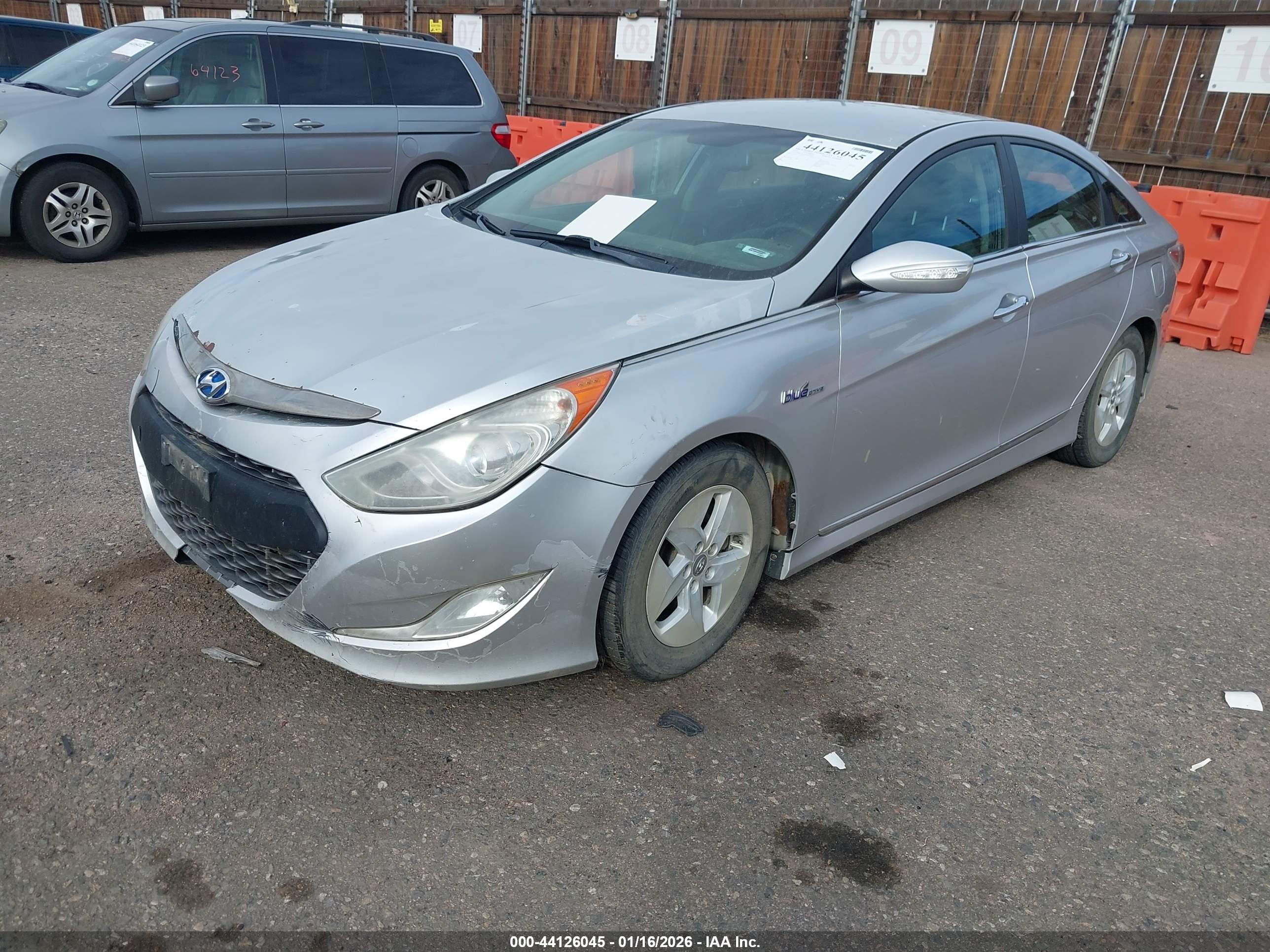 HYUNDAI SONATA image 2