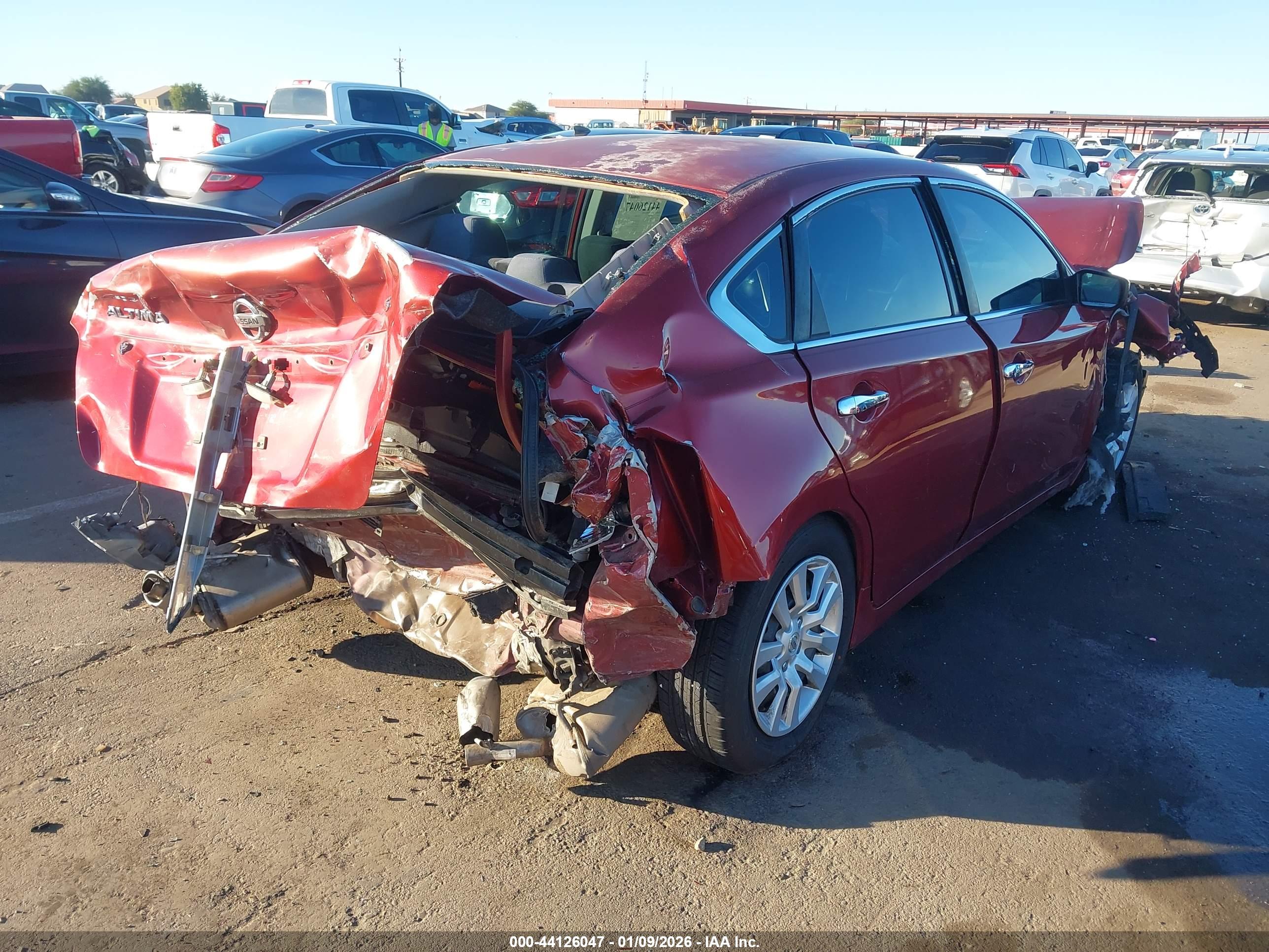NISSAN ALTIMA image 4