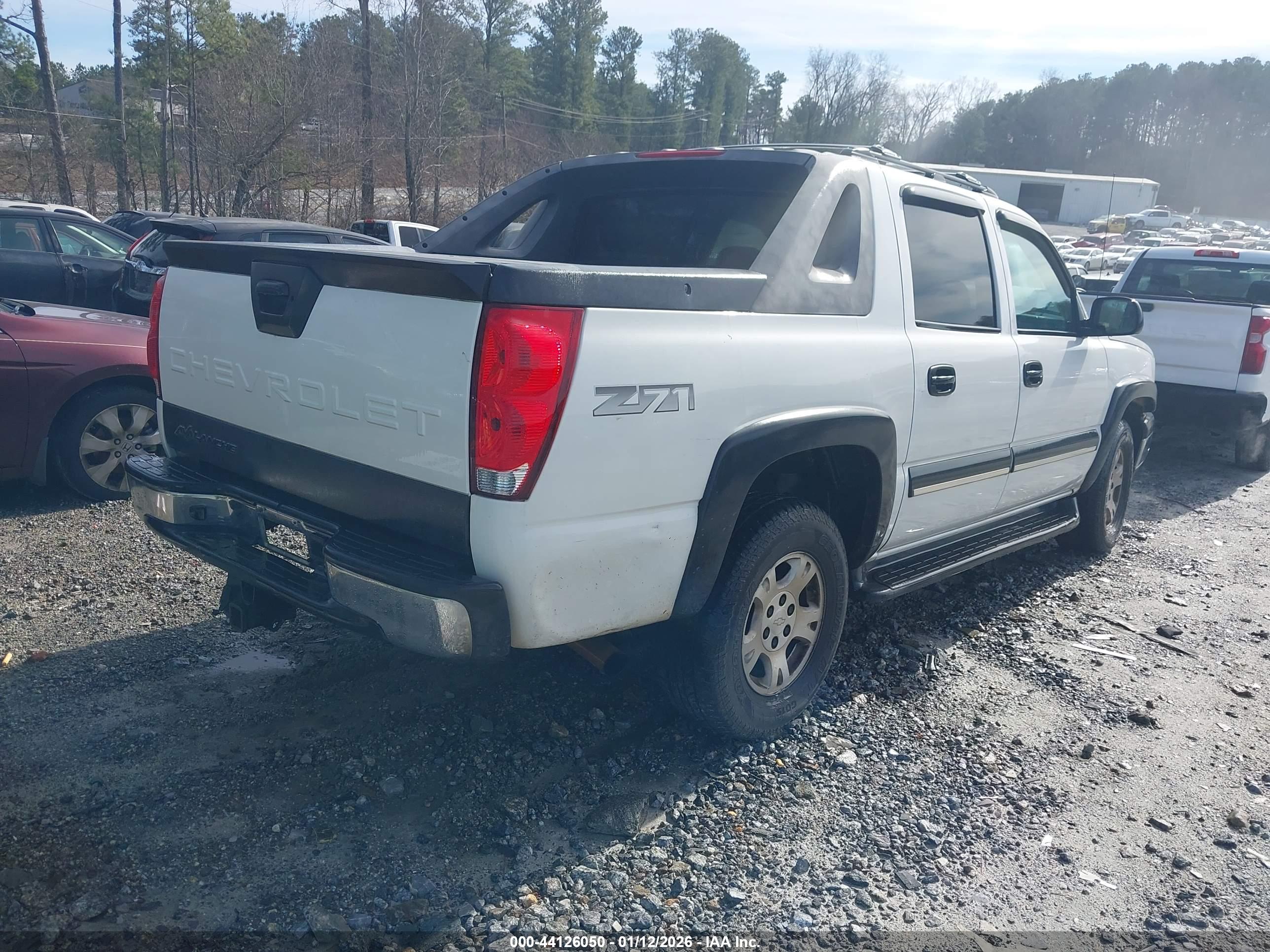 CHEVROLET AVALANCHE image 4