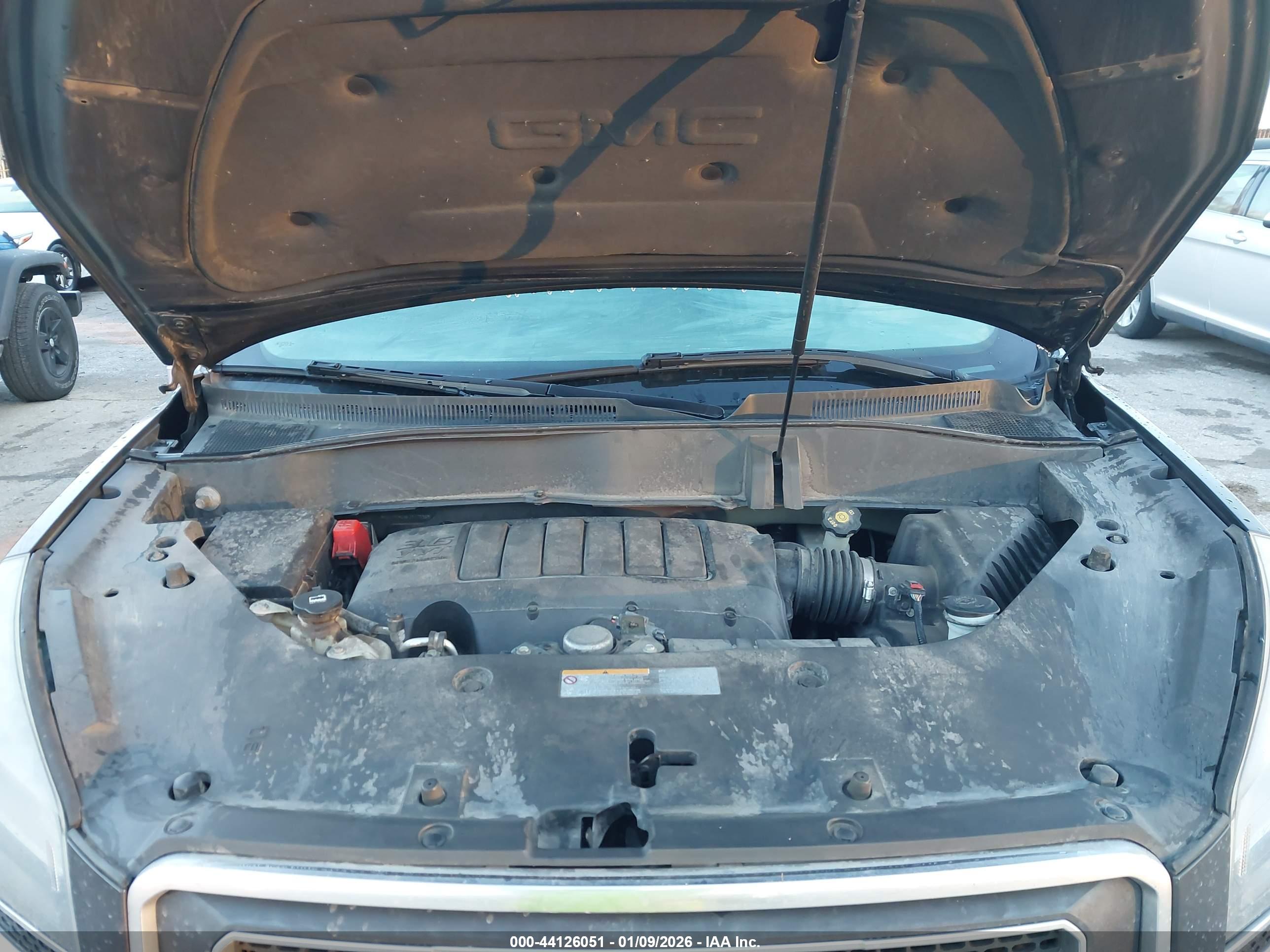 GMC ACADIA image 10