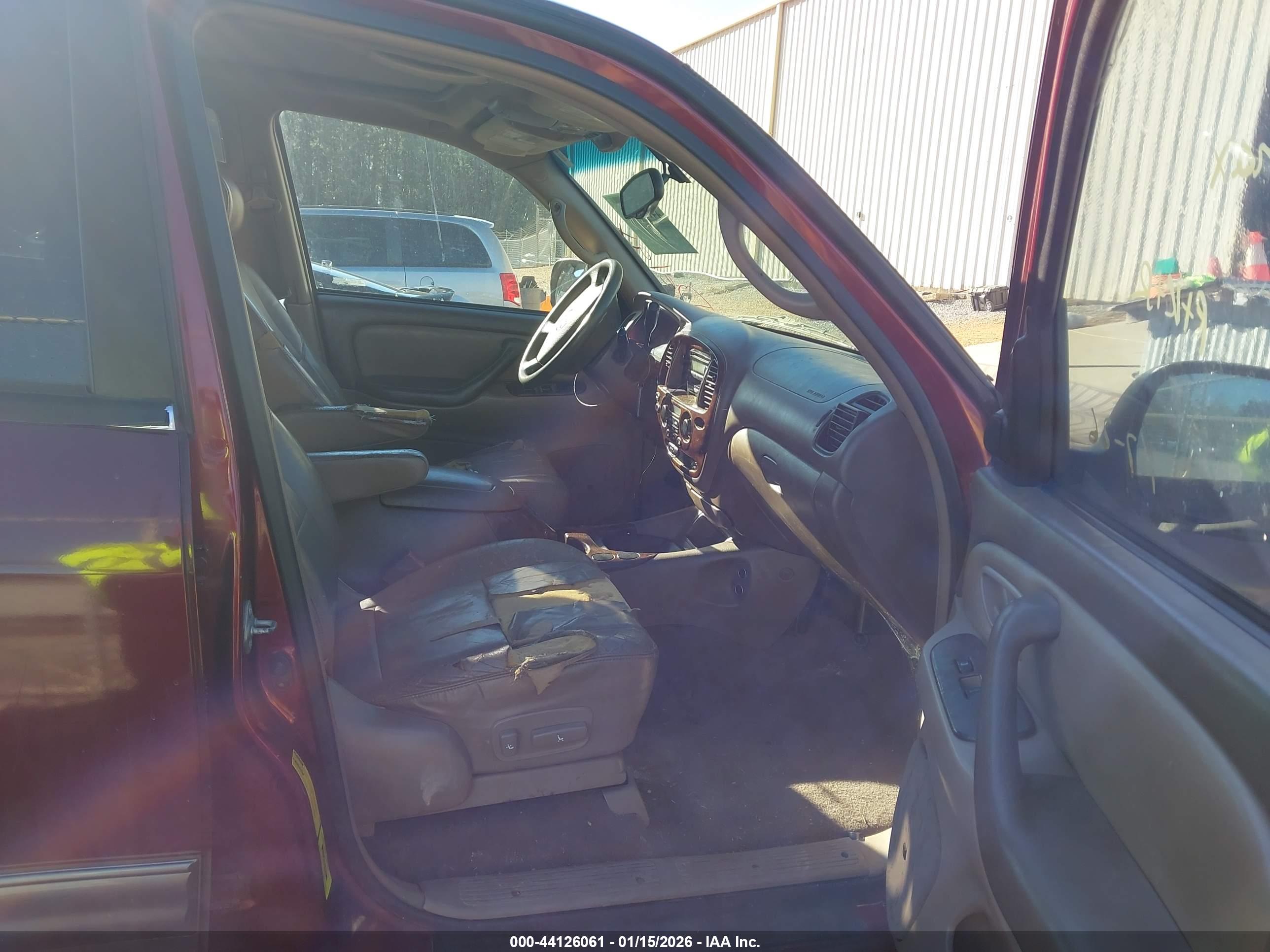 TOYOTA SEQUOIA image 5