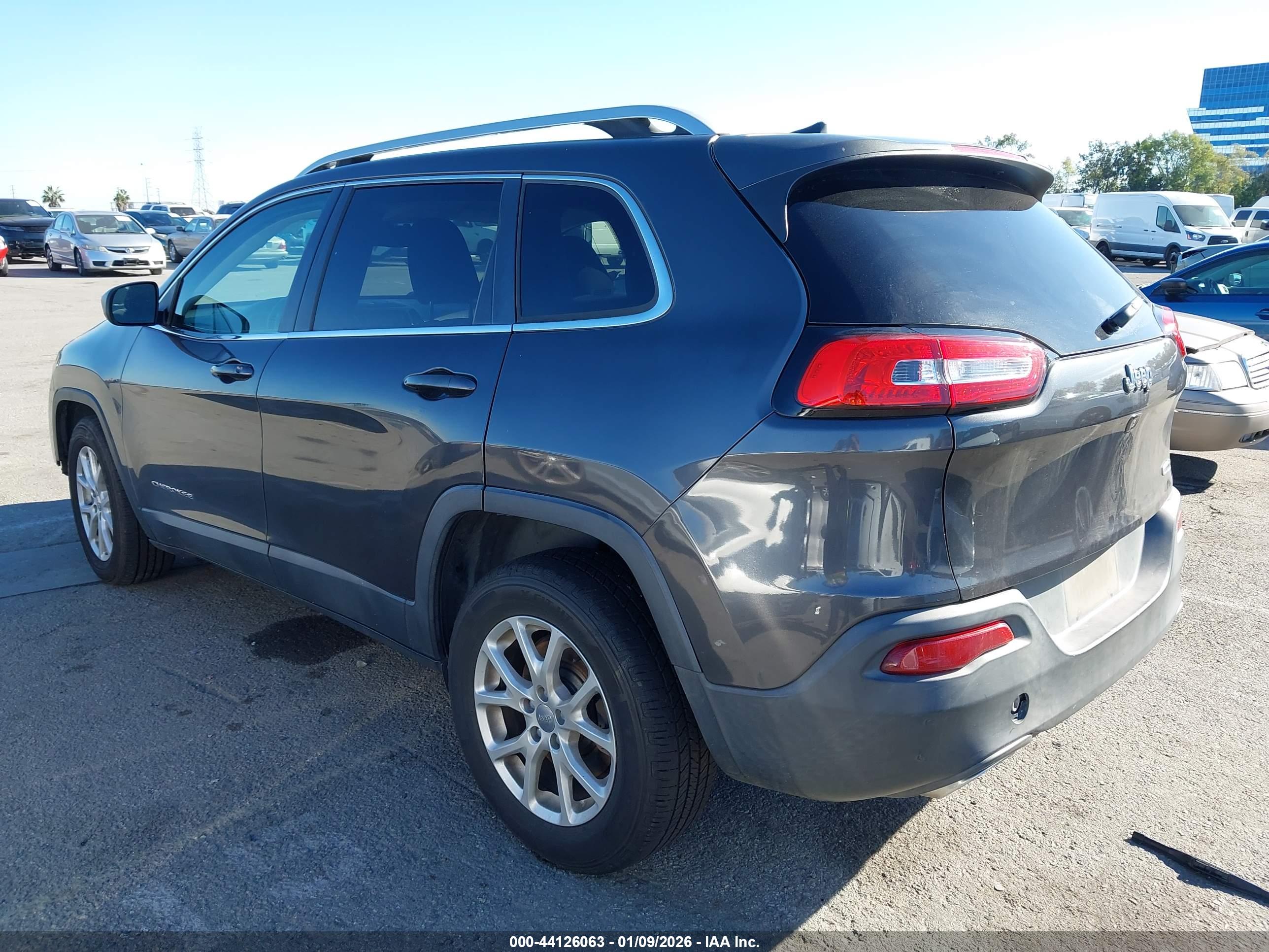 JEEP CHEROKEE image 3