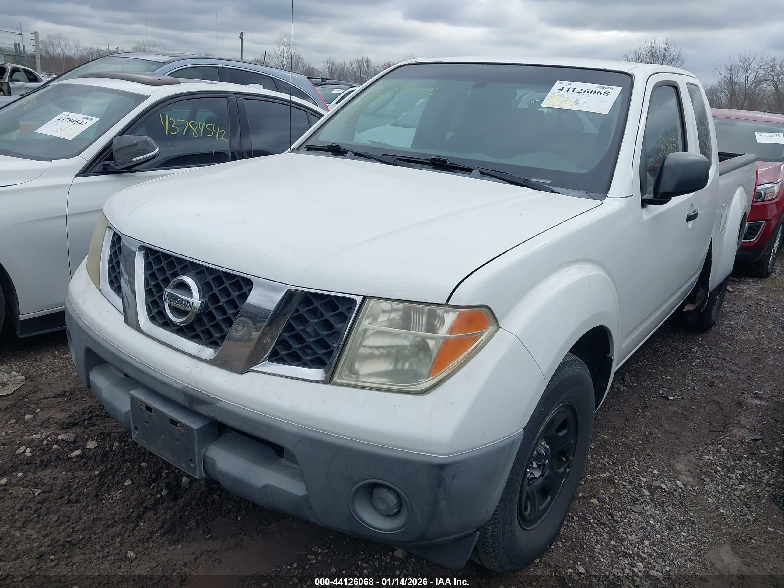 NISSAN FRONTIER image 2