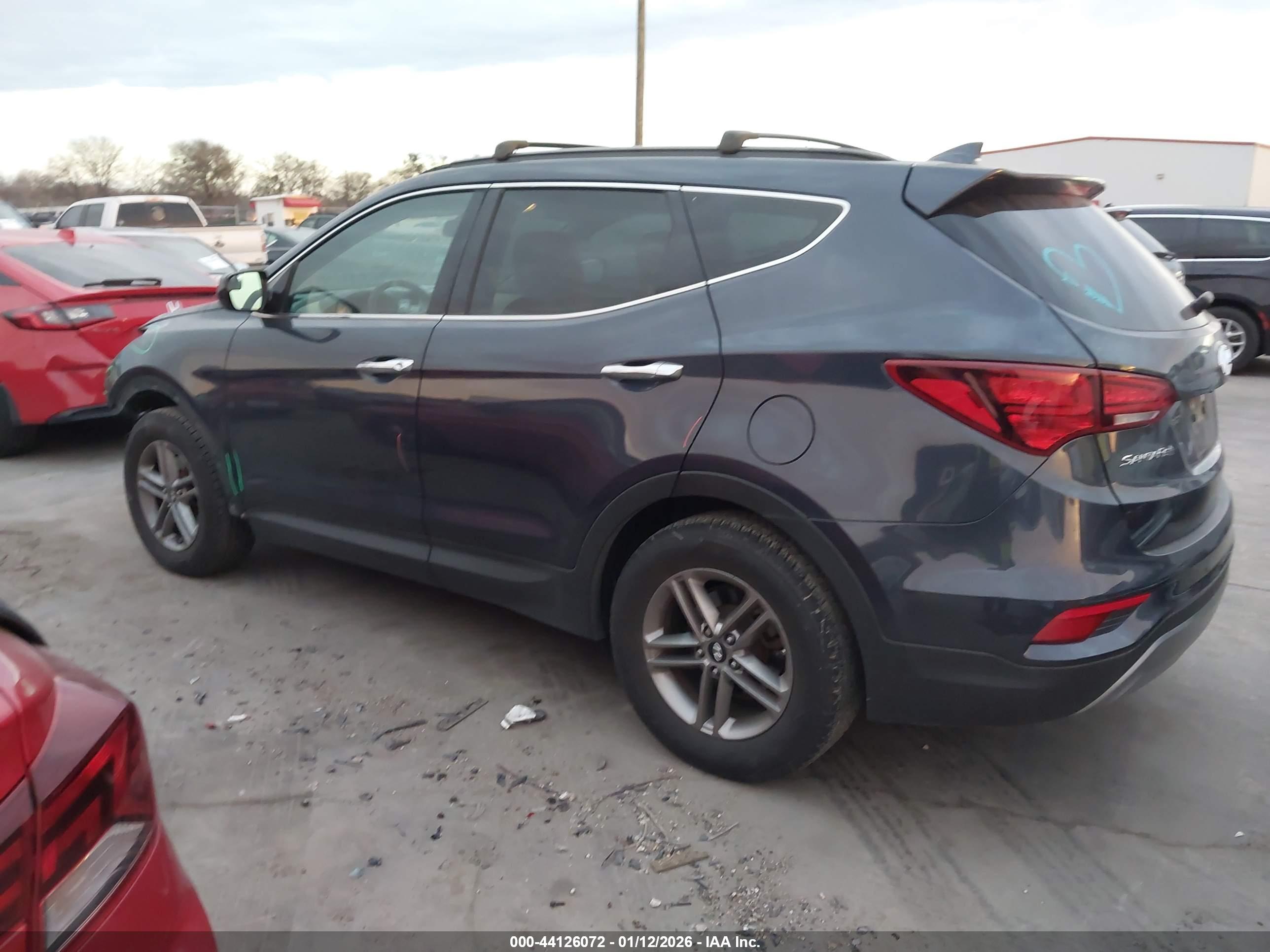 HYUNDAI SANTA image 3