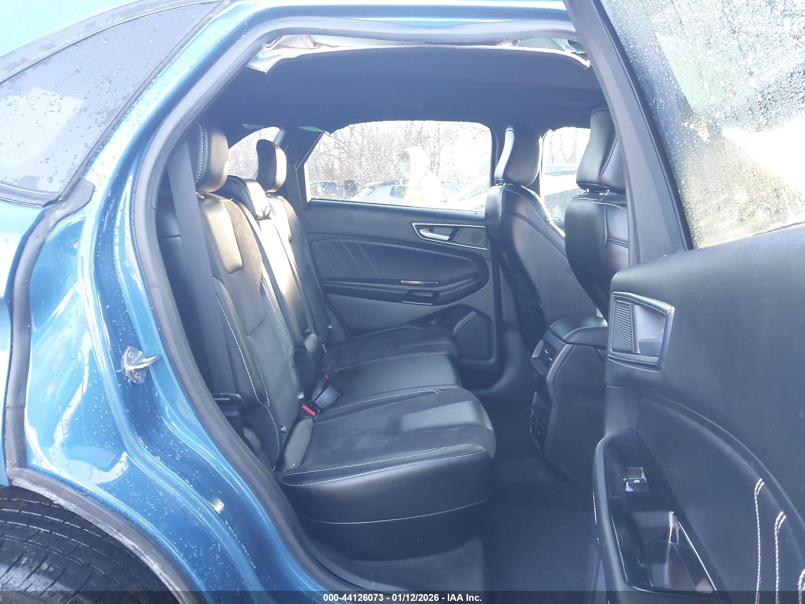 FORD EDGE image 8