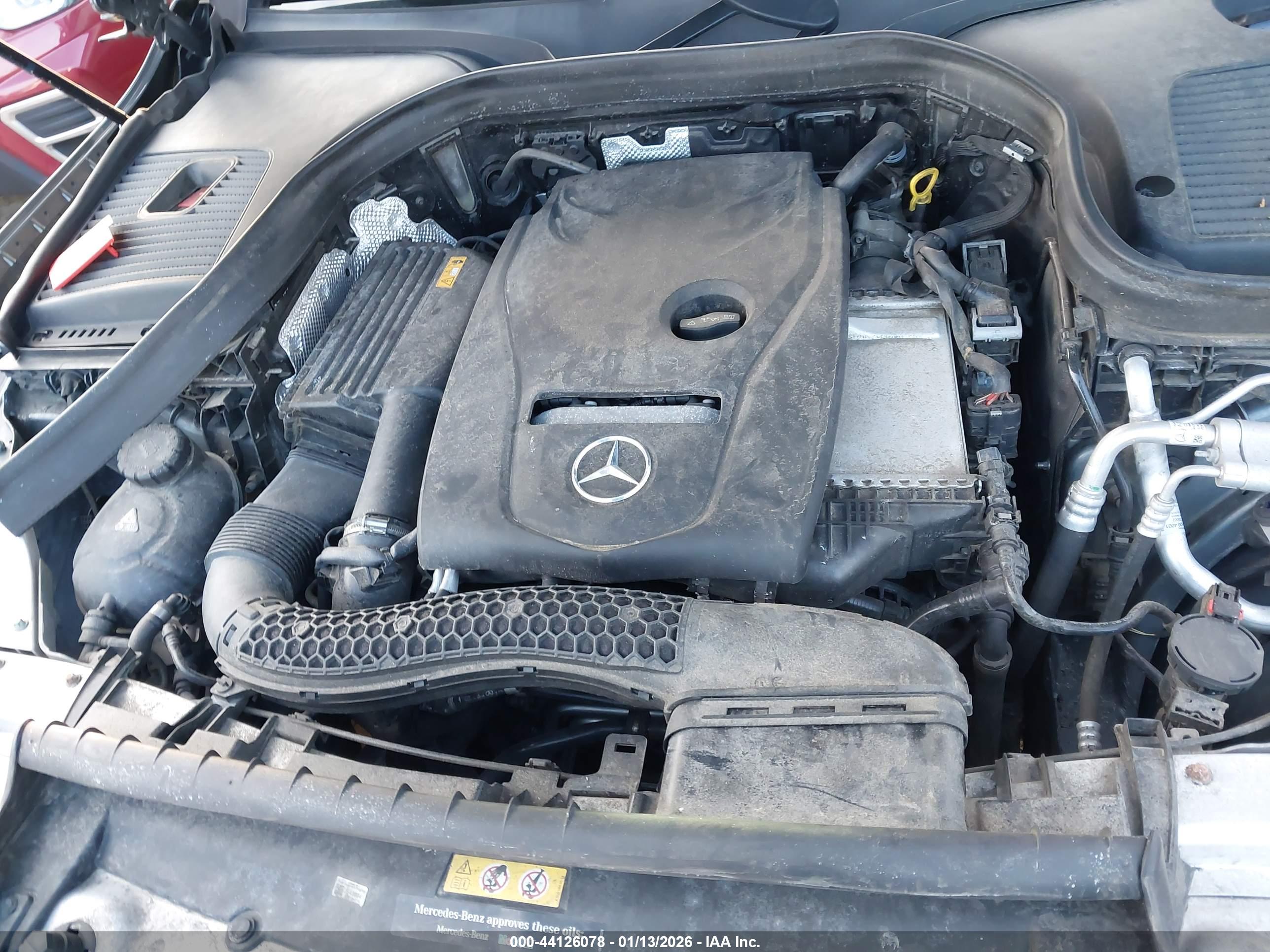 MERCEDES-BENZ GLC image 10