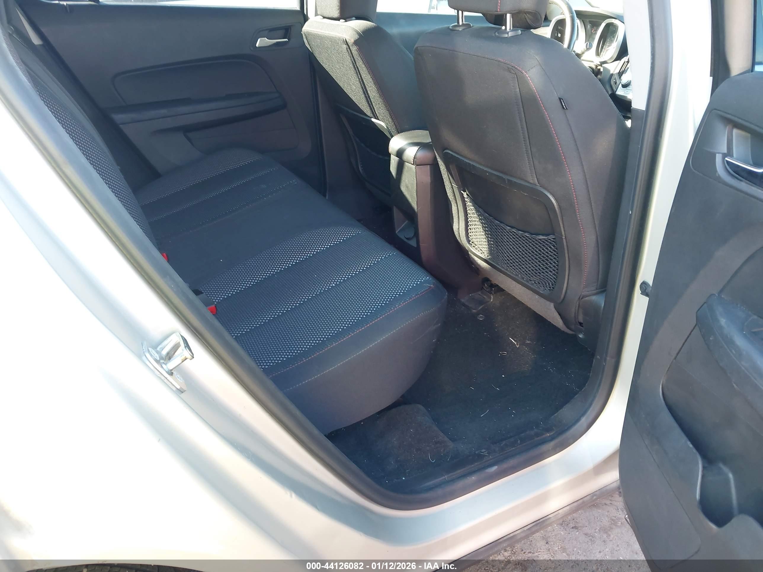 CHEVROLET EQUINOX image 8