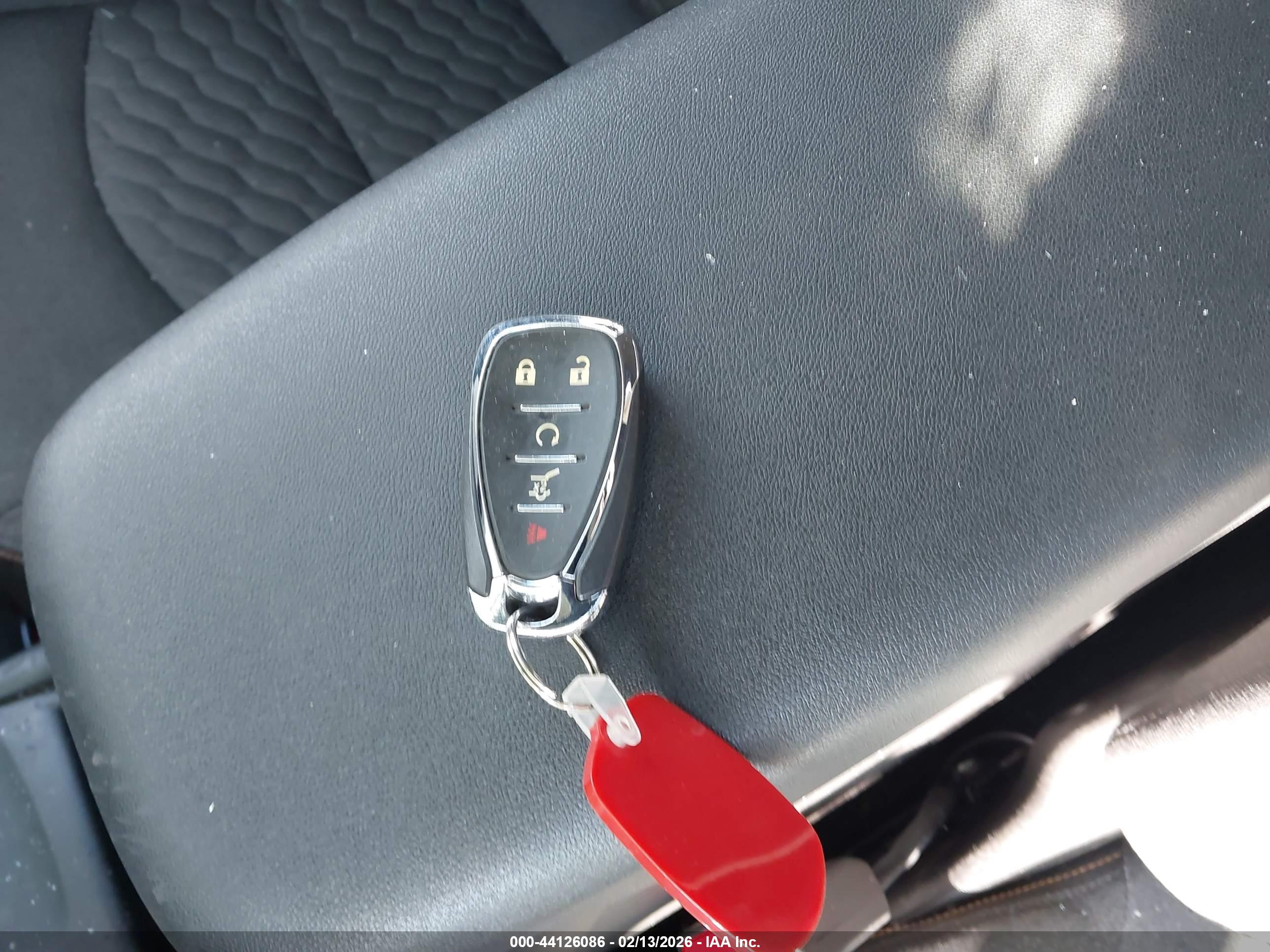 CHEVROLET EQUINOX image 11