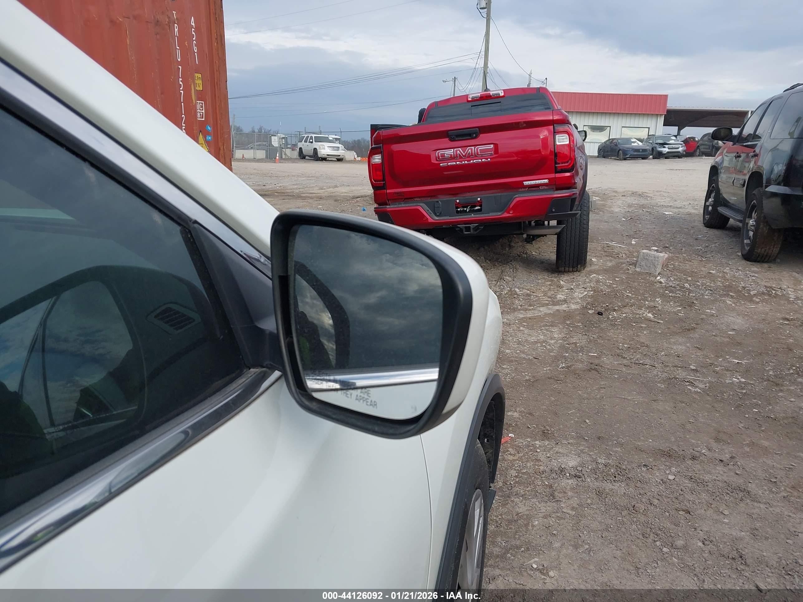 NISSAN ROGUE image 5