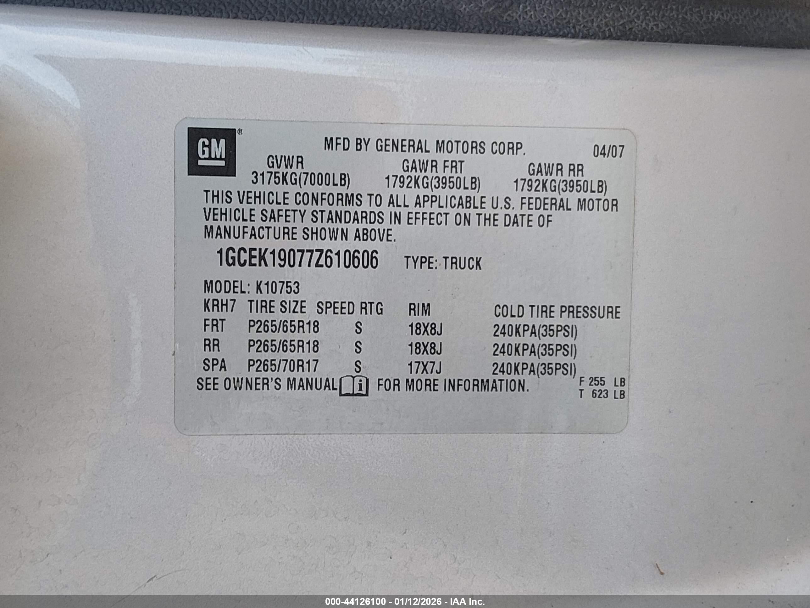 CHEVROLET SILVERADO image 9
