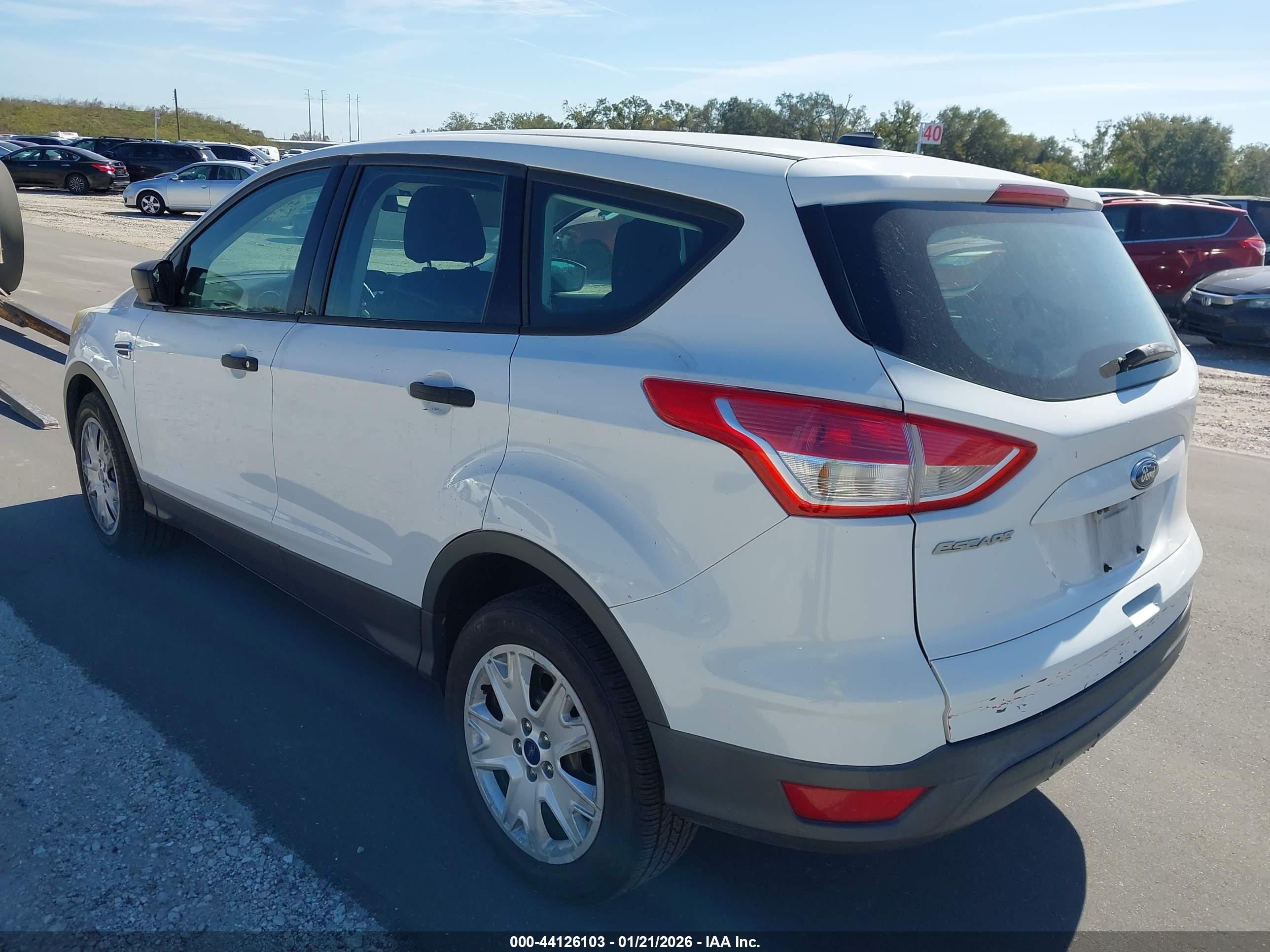 FORD ESCAPE image 3
