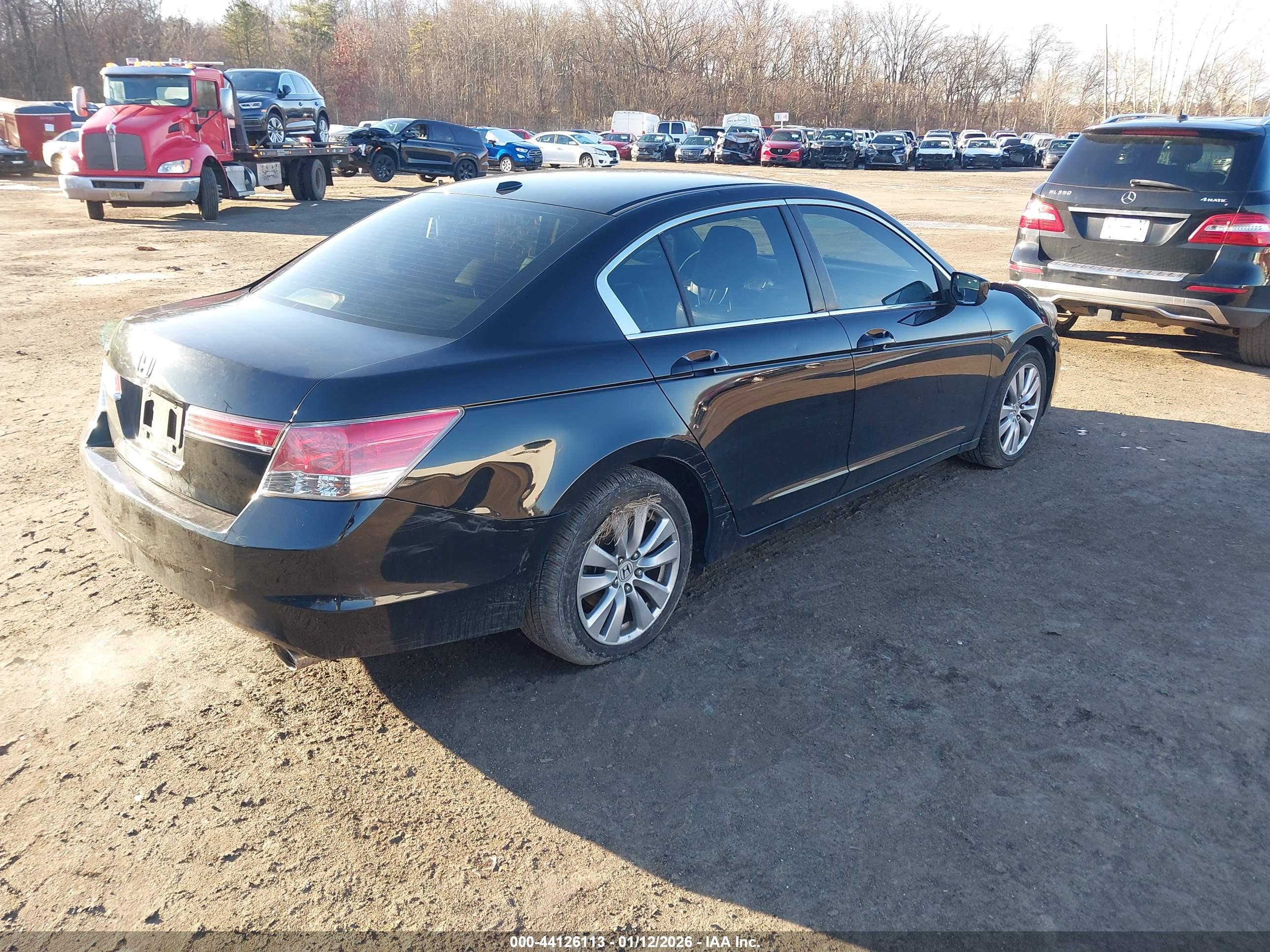 HONDA ACCORD image 4