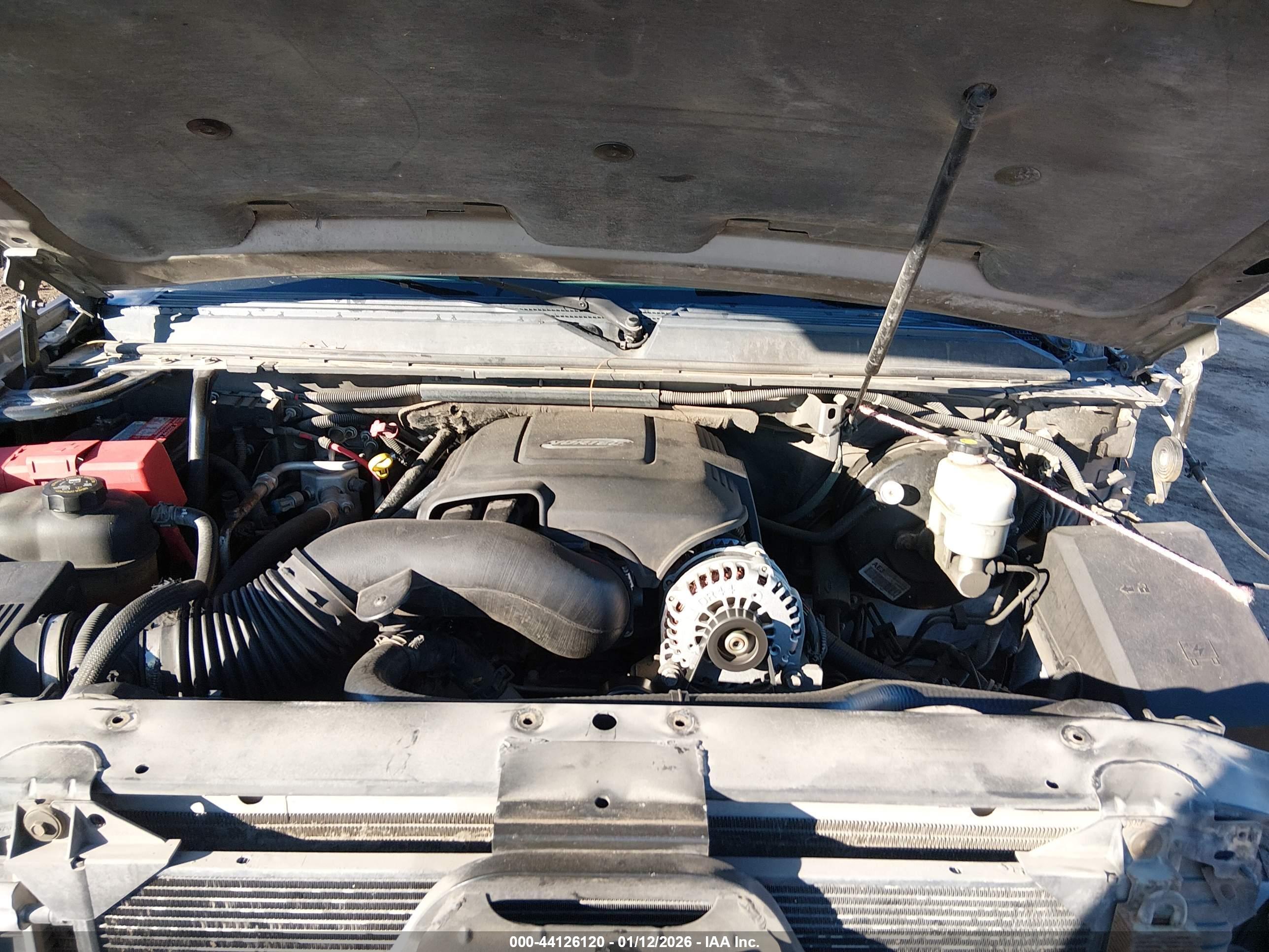 CHEVROLET TAHOE image 10