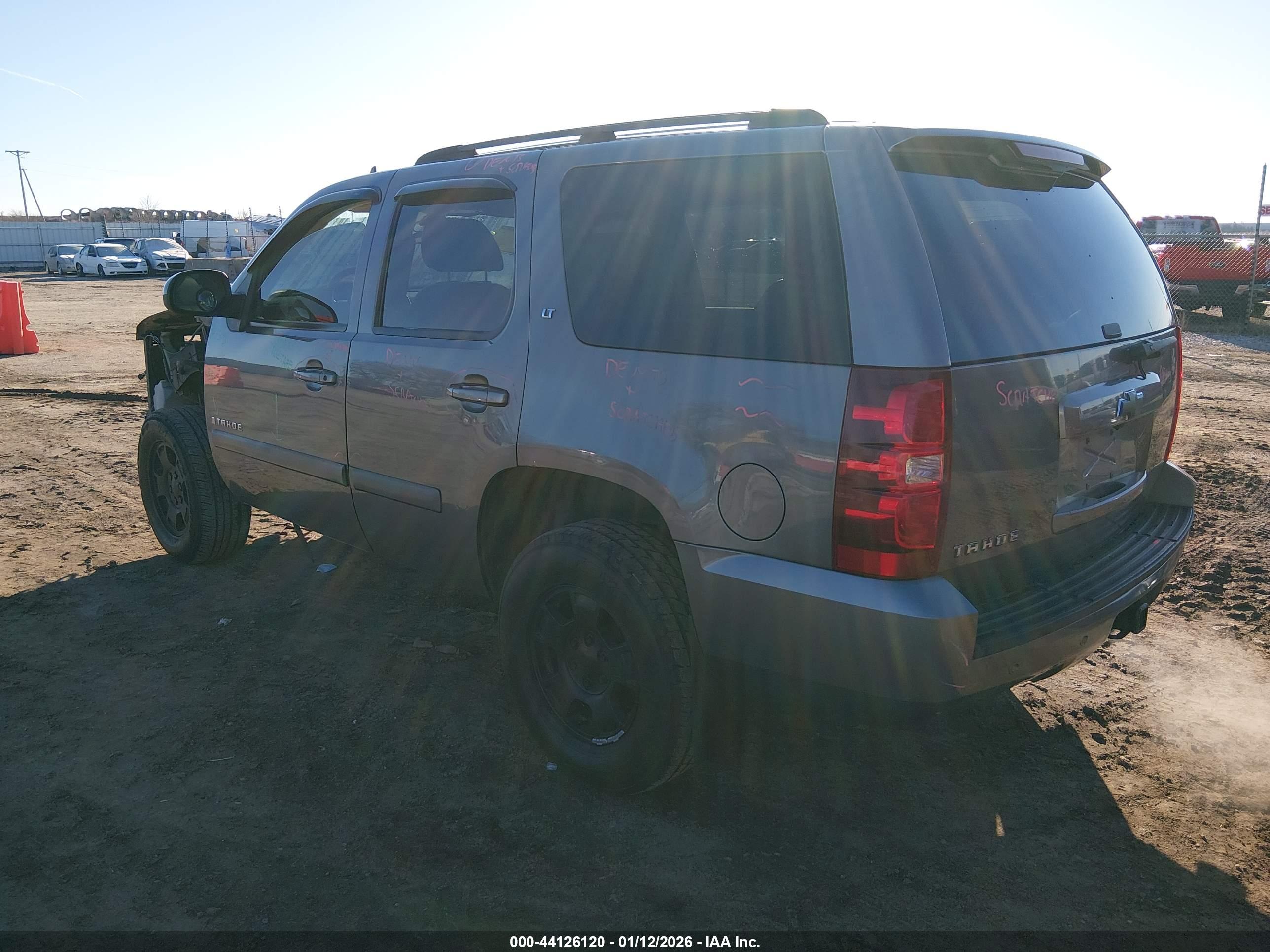 CHEVROLET TAHOE image 3