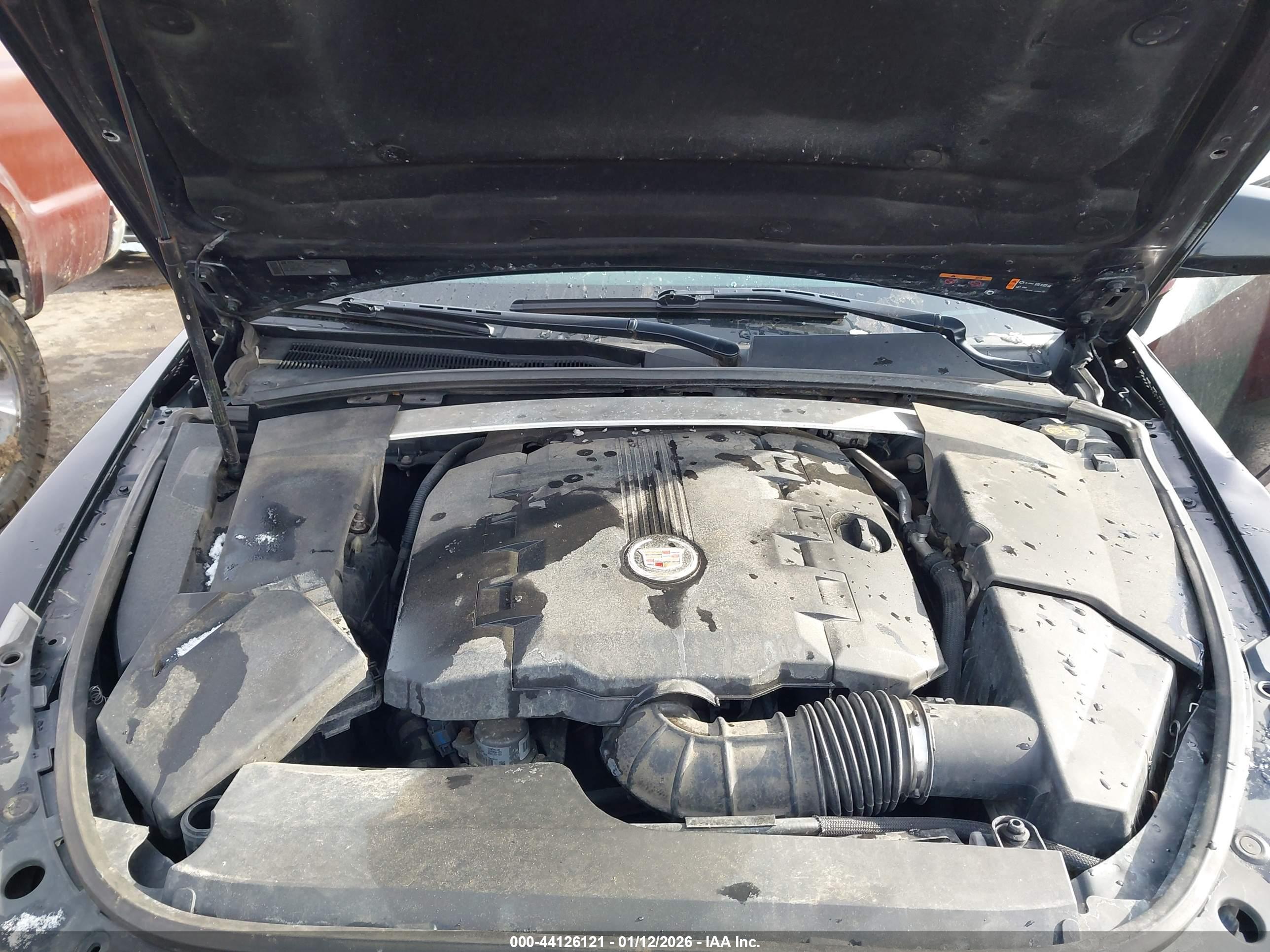 CADILLAC CTS image 10