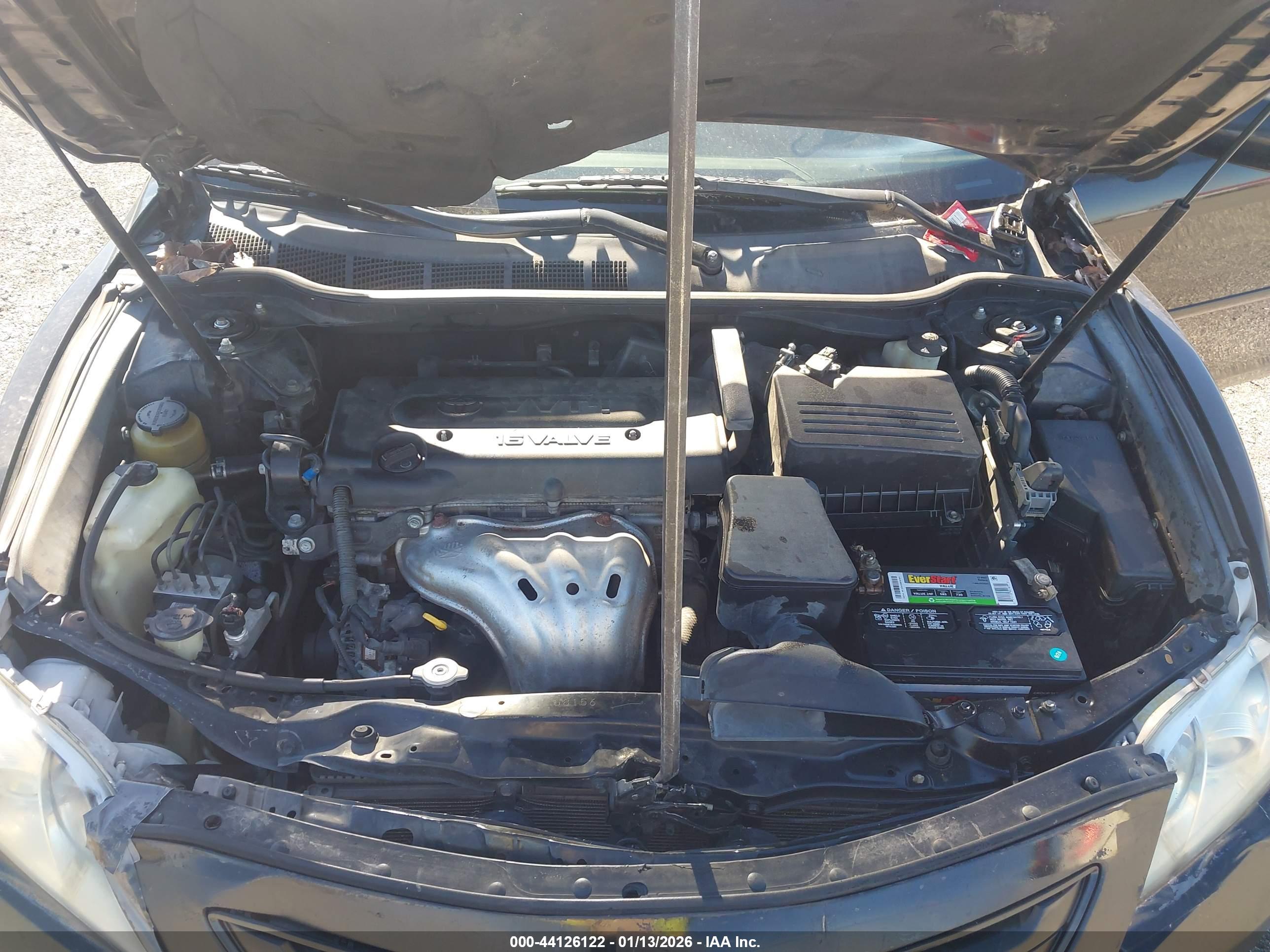 TOYOTA CAMRY image 10