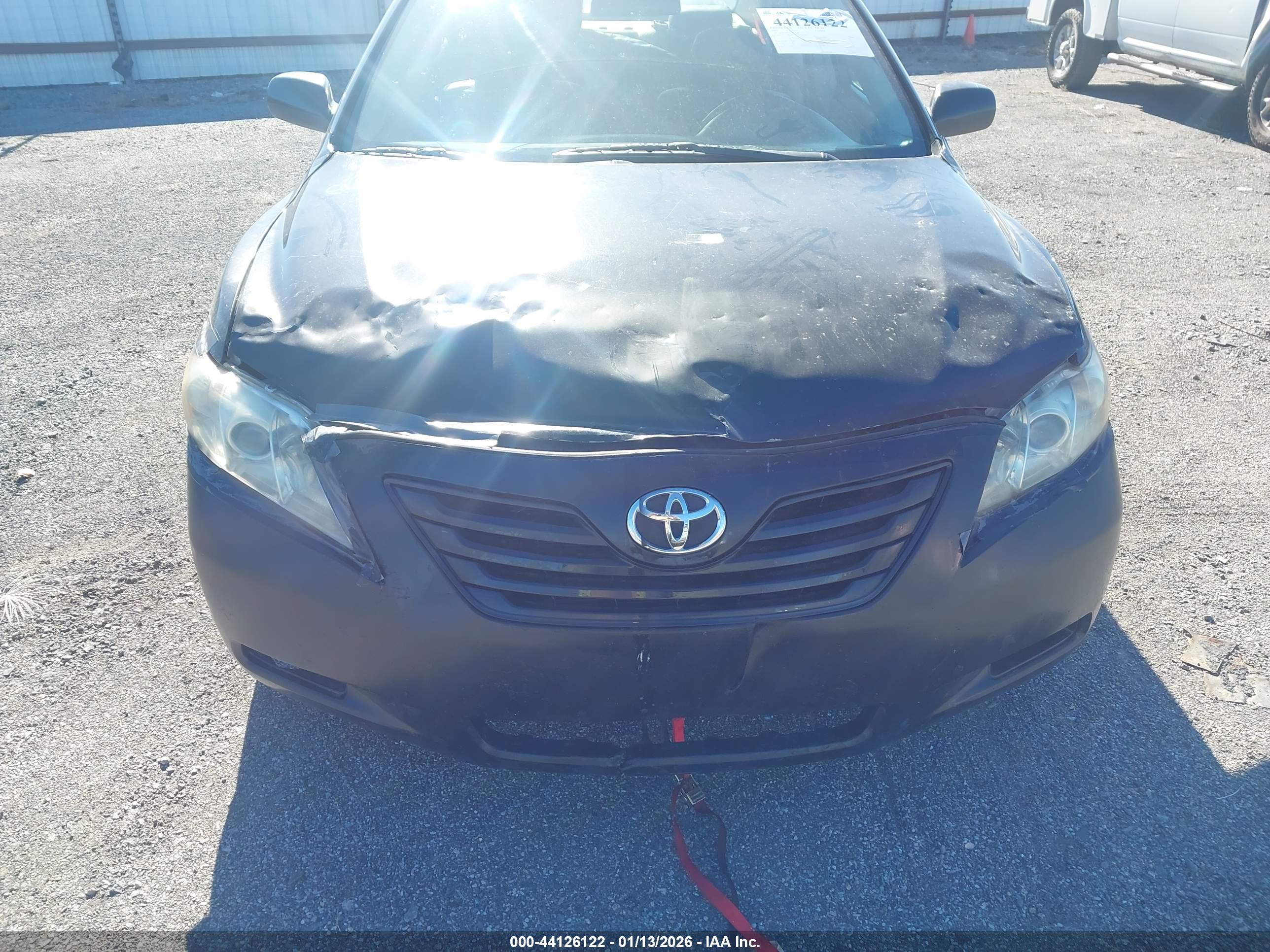 TOYOTA CAMRY image 6