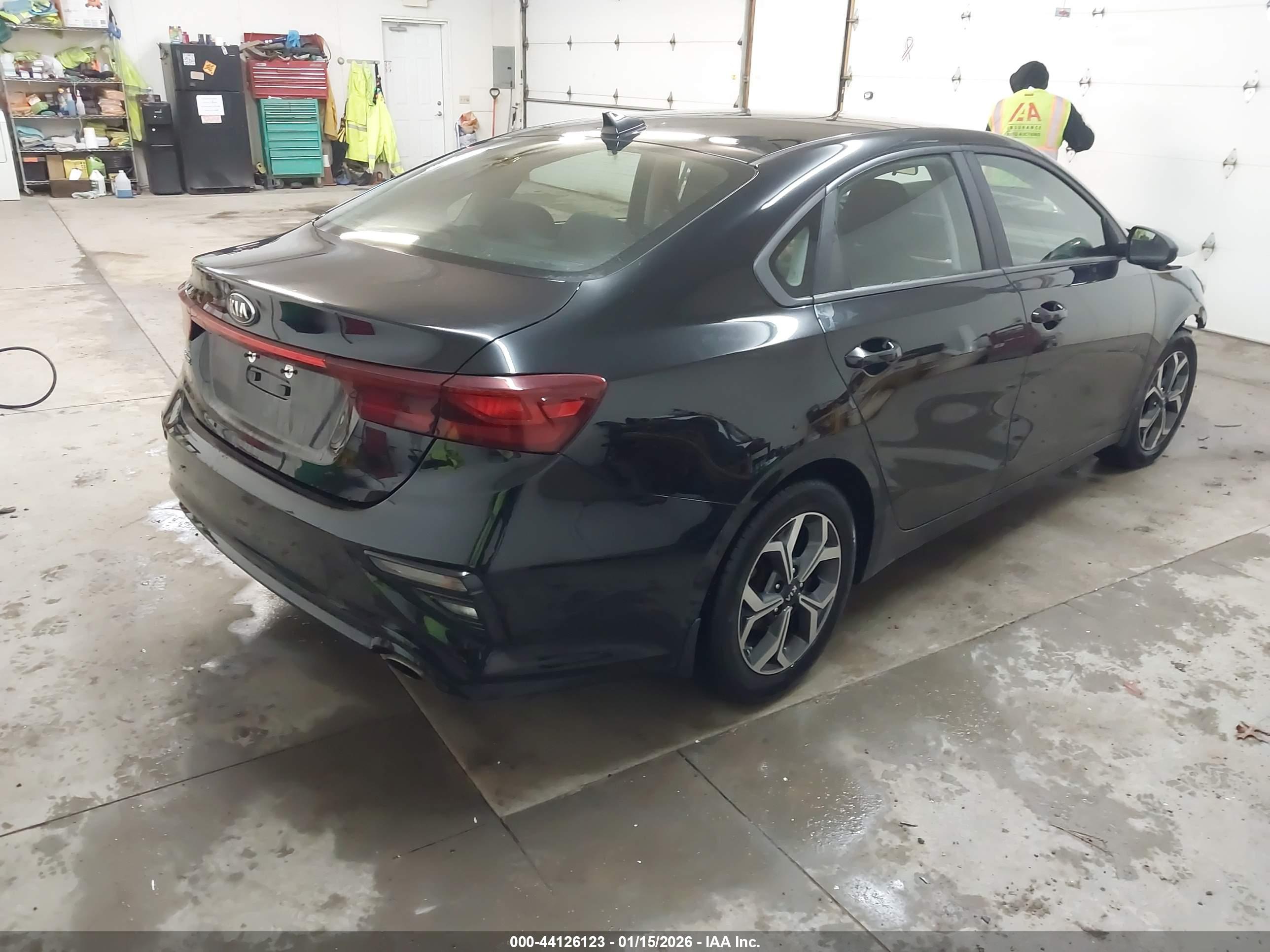 KIA FORTE image 4