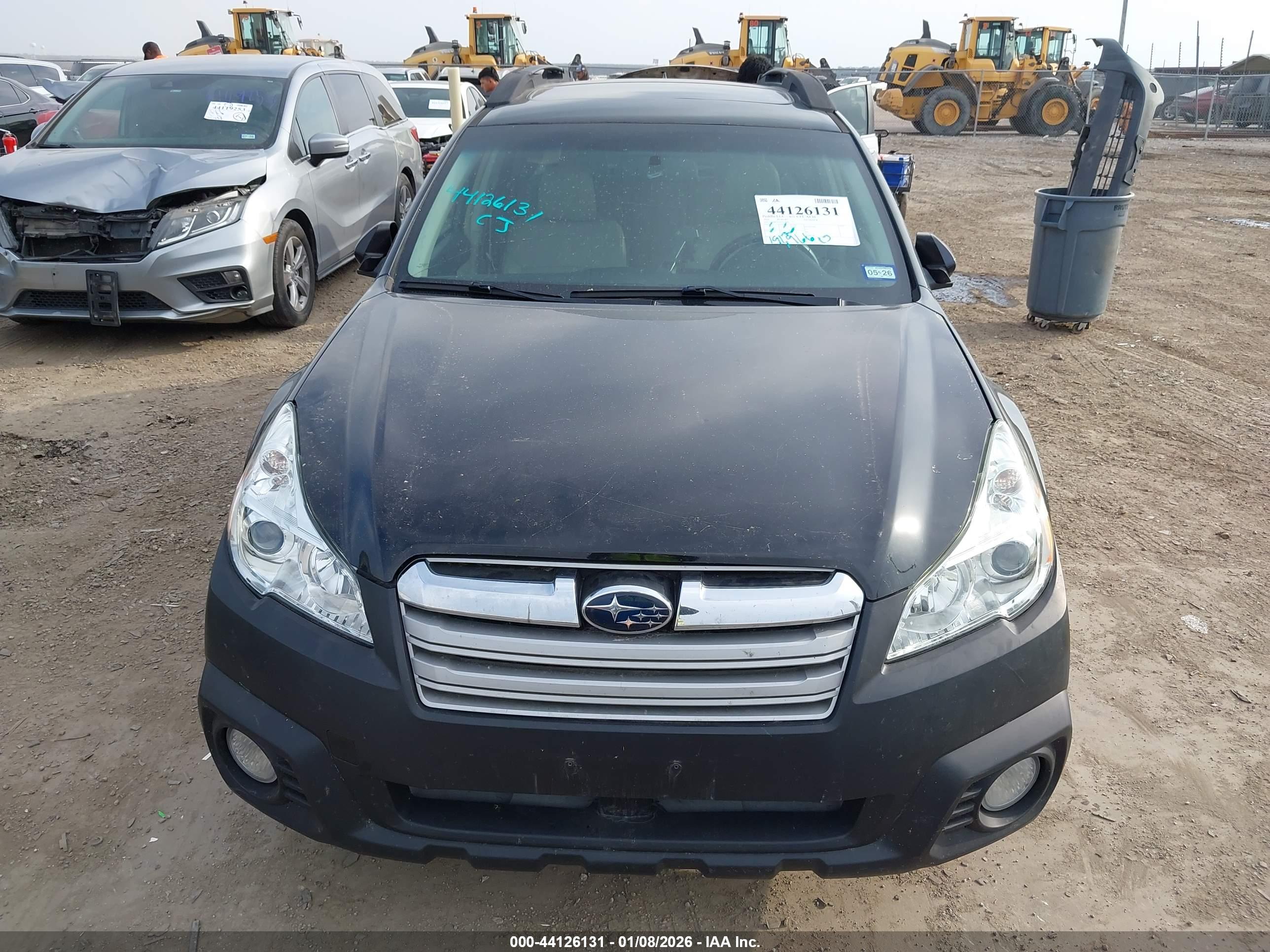 SUBARU OUTBACK image 6