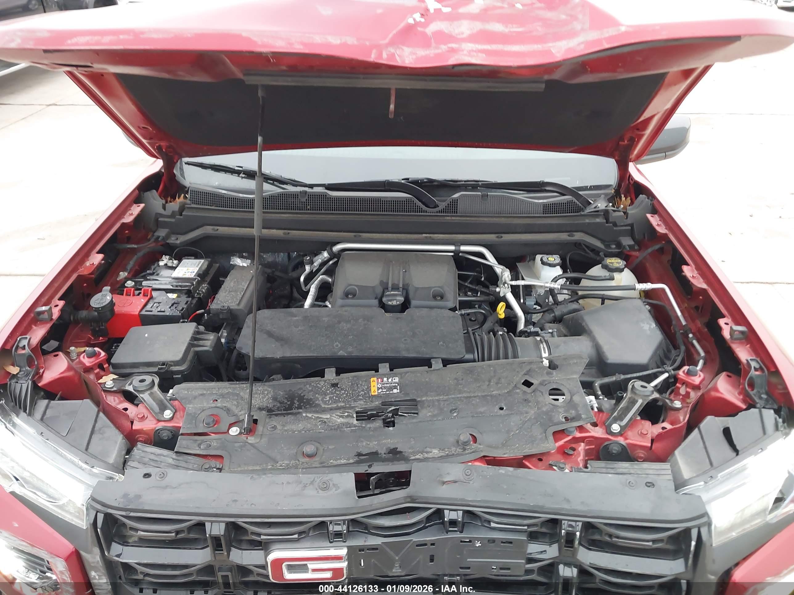 GMC CANYON image 10