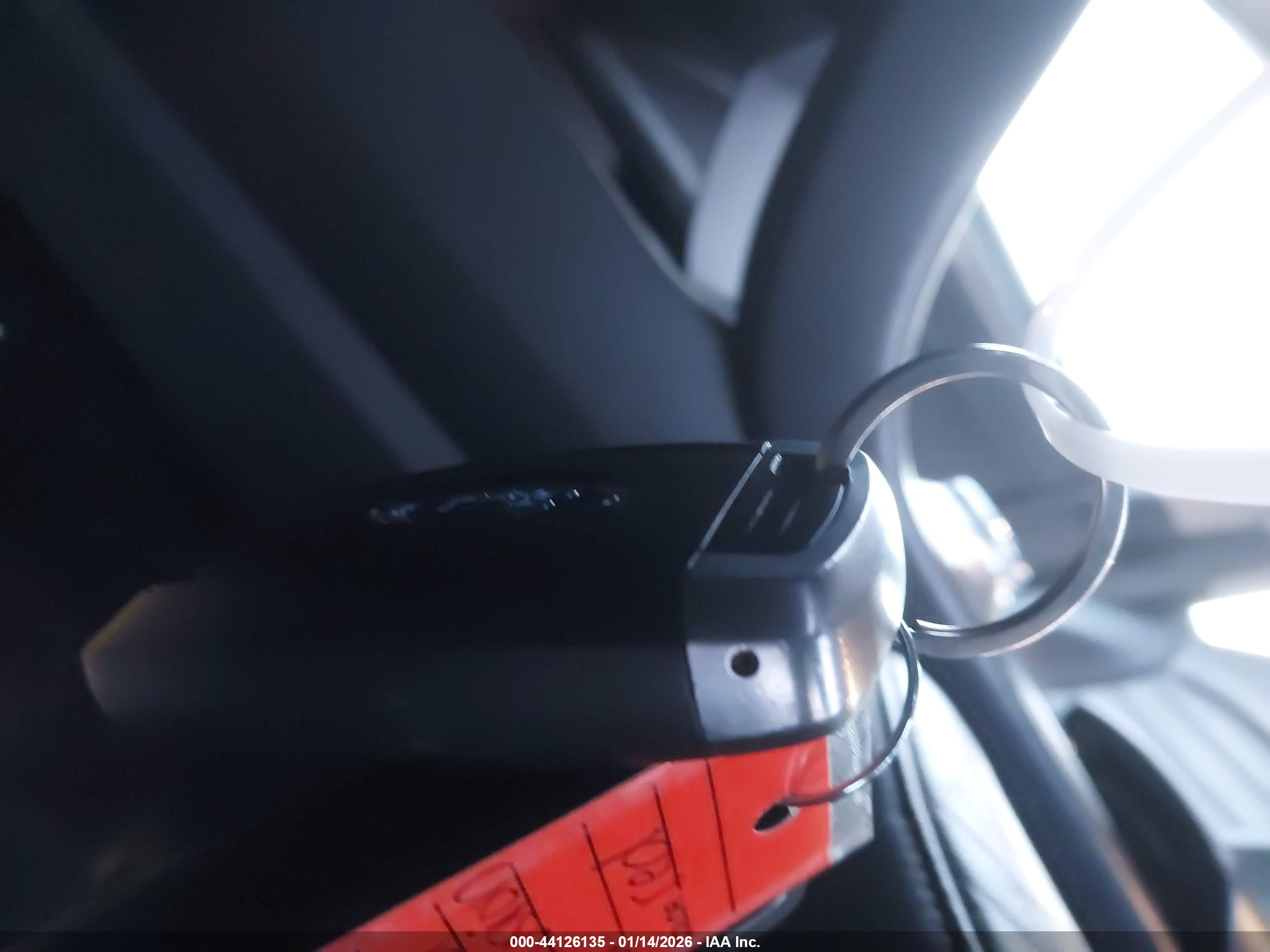 FORD FUSION image 11