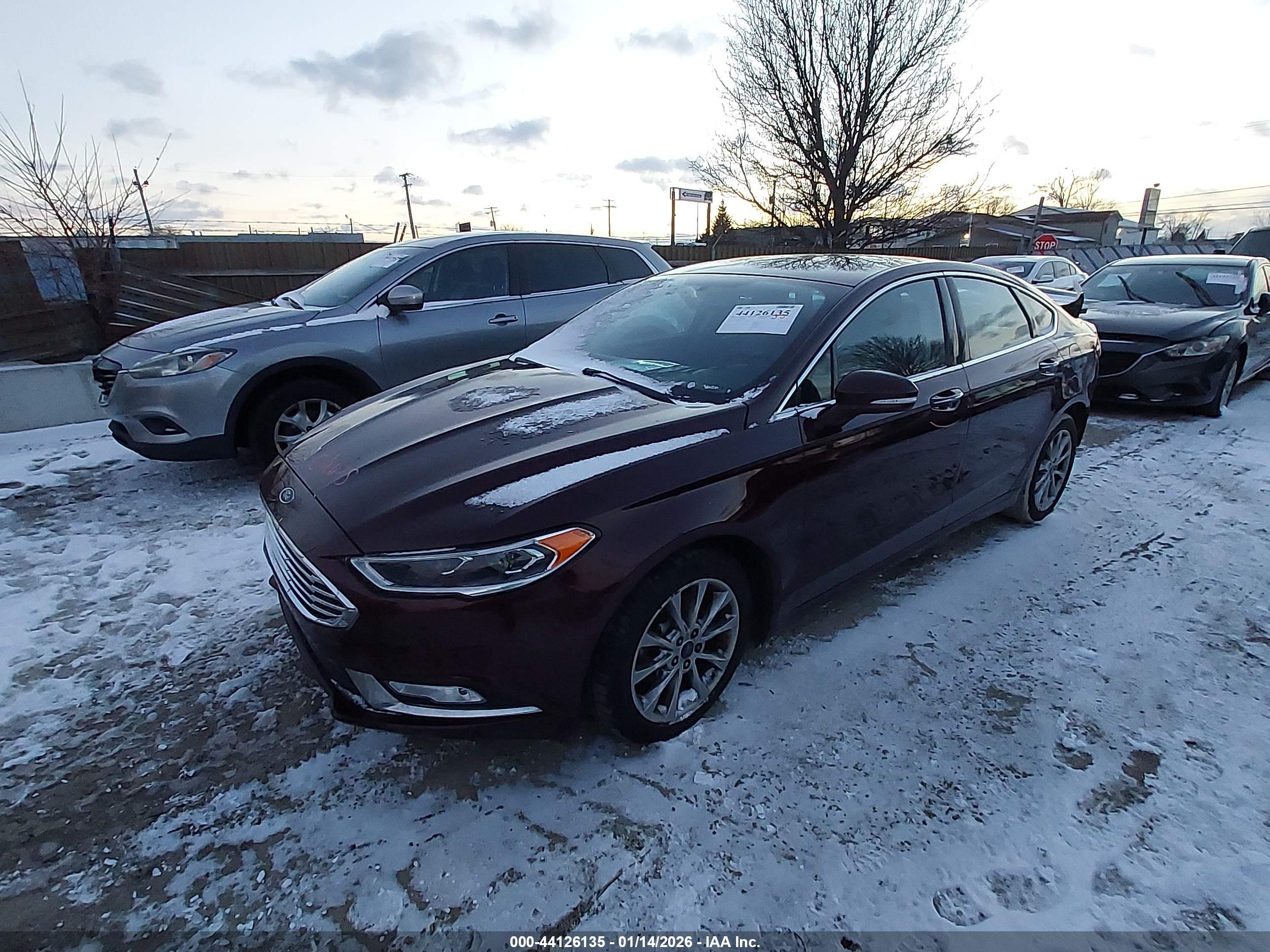FORD FUSION image 2