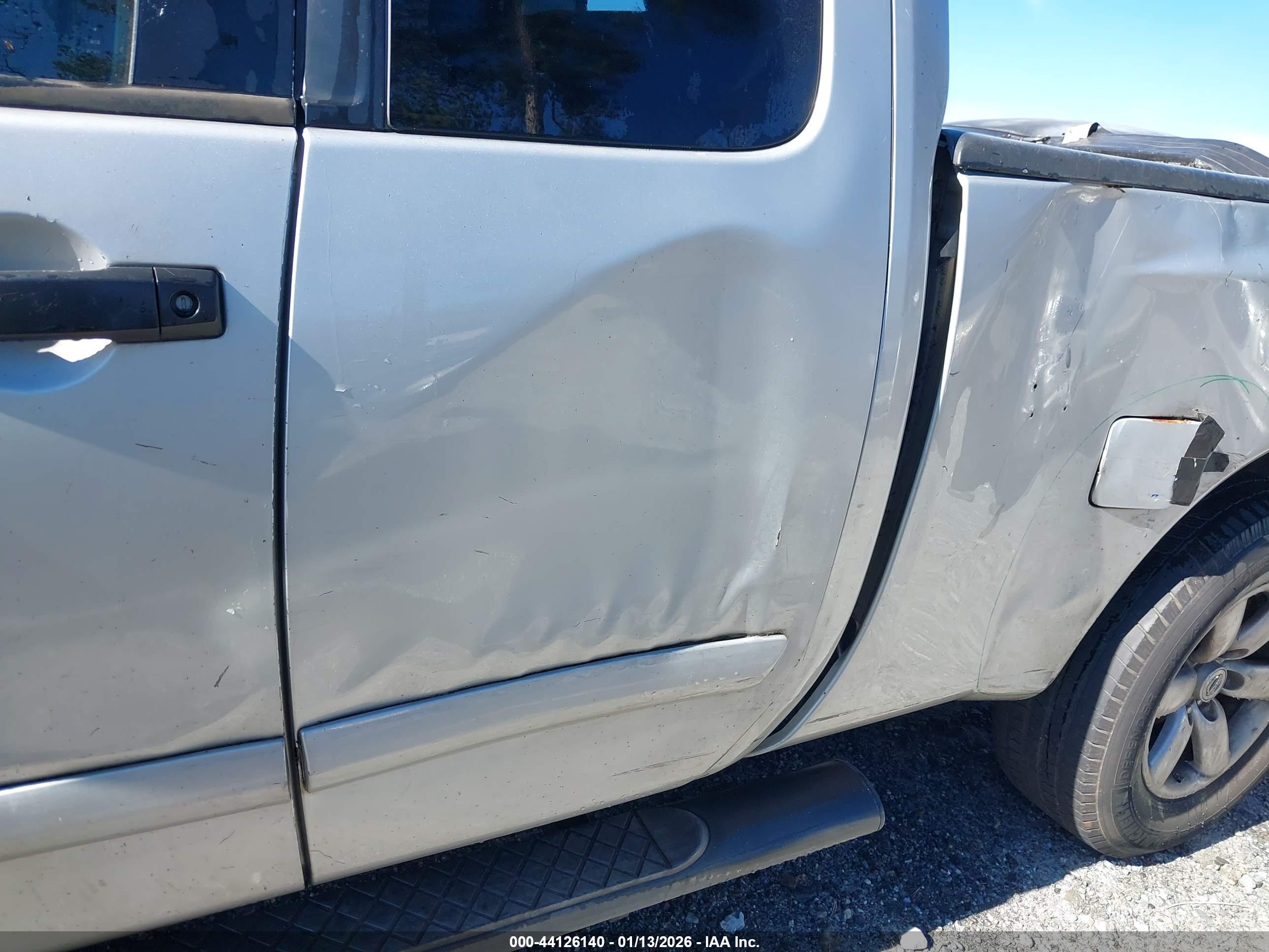 NISSAN TITAN image 6