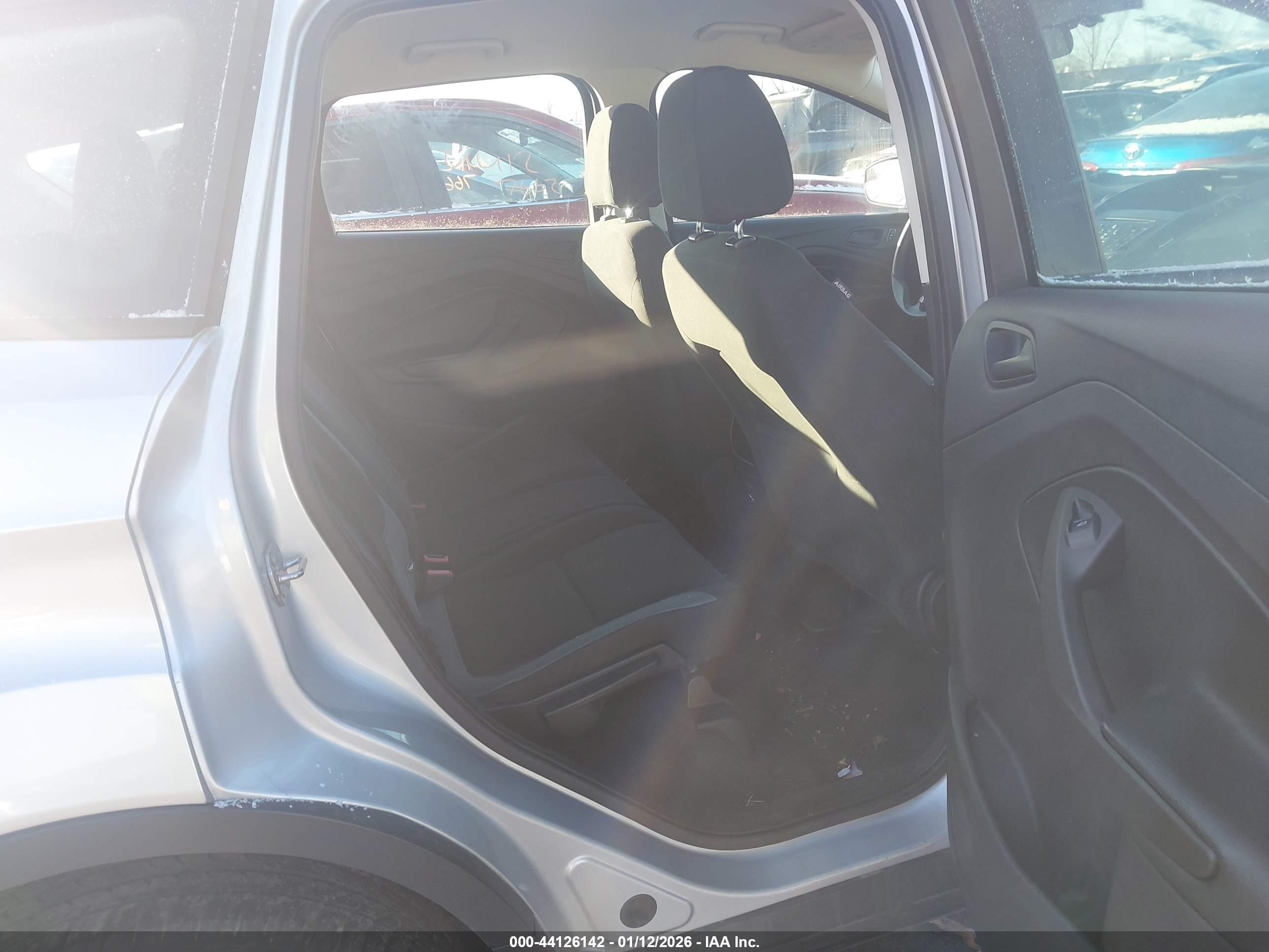 FORD ESCAPE image 8