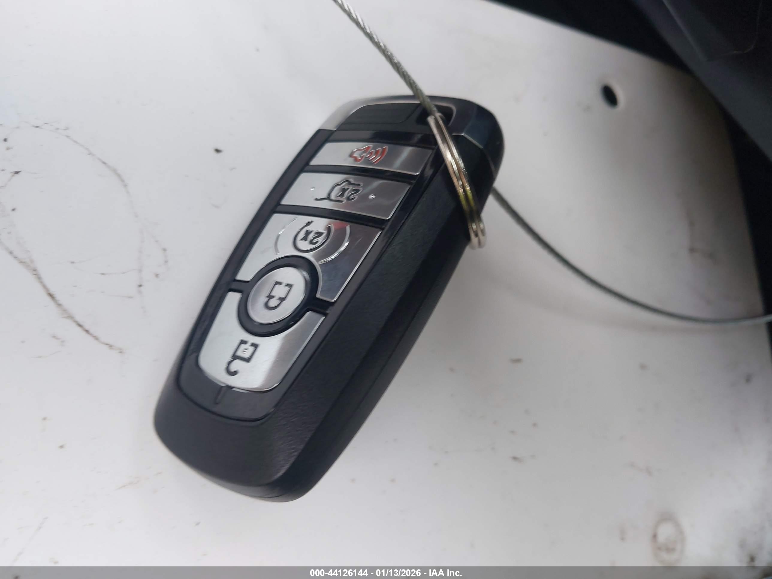 FORD EXPLORER image 11