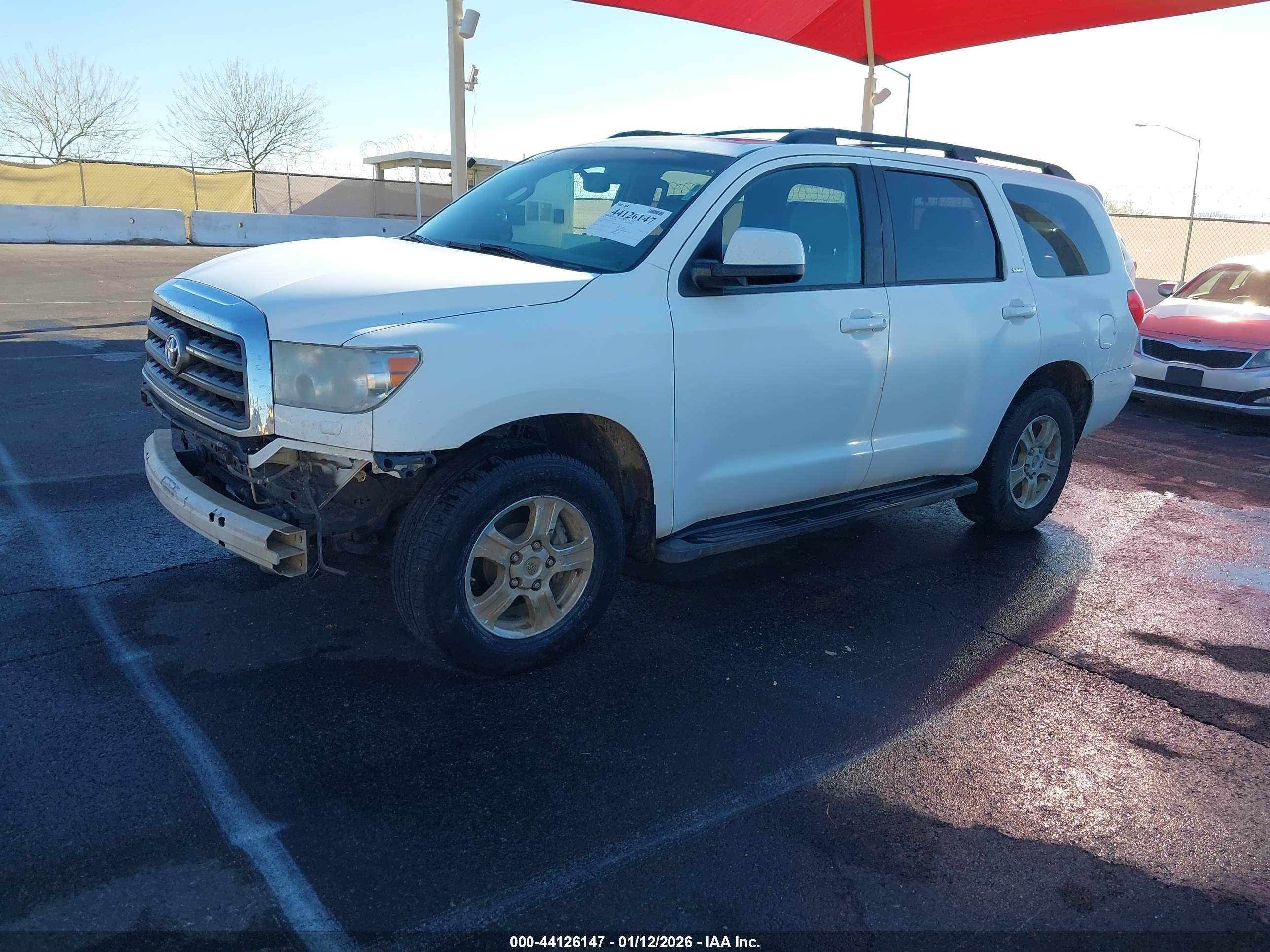 TOYOTA SEQUOIA image 2