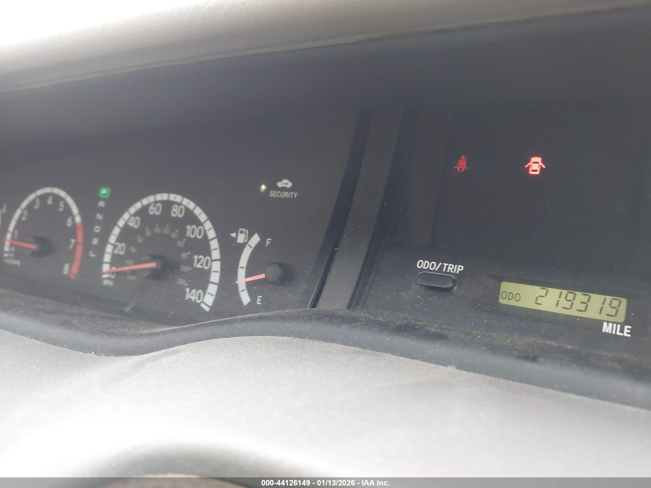 TOYOTA AVALON image 7