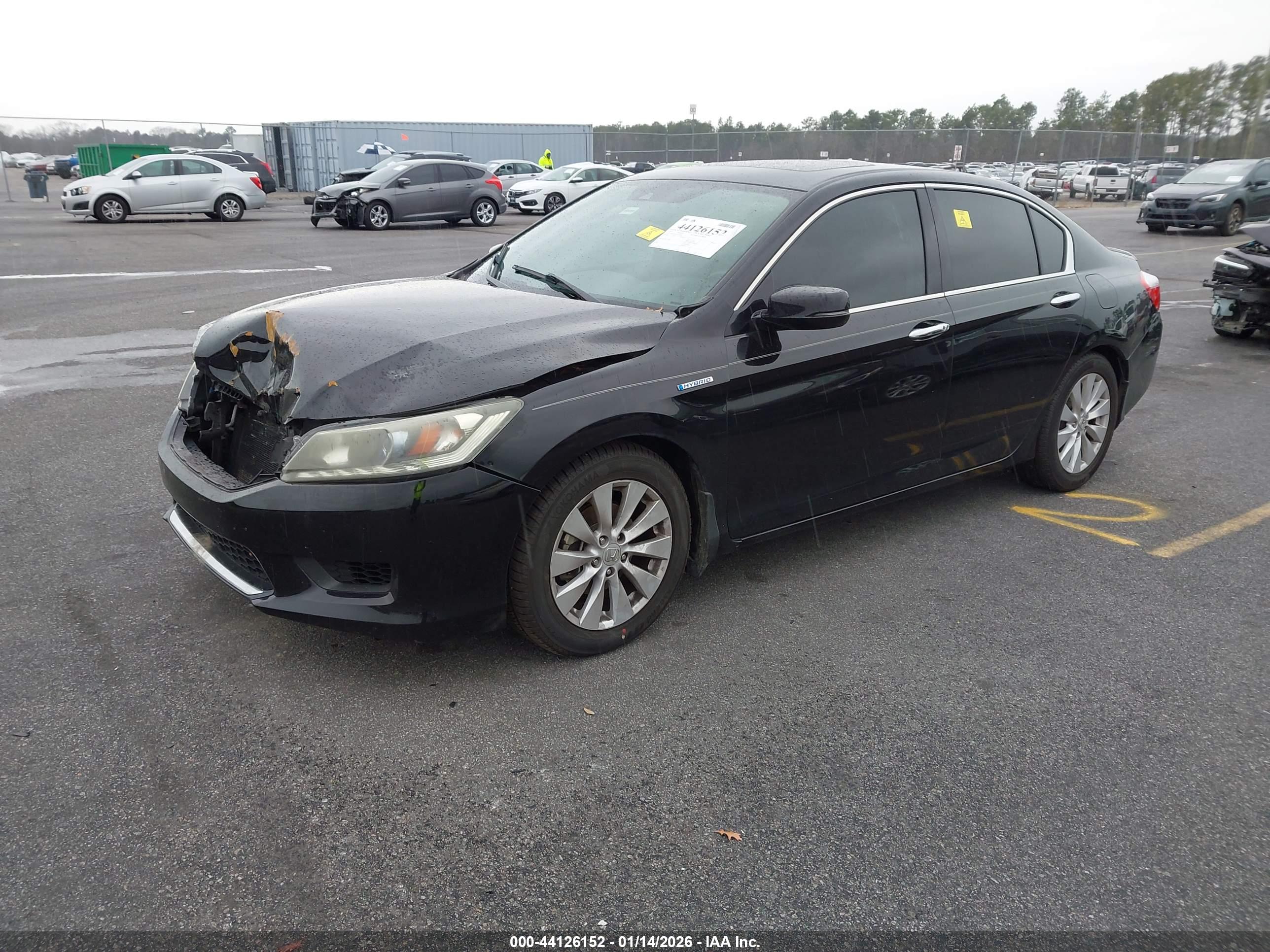 HONDA ACCORD image 2
