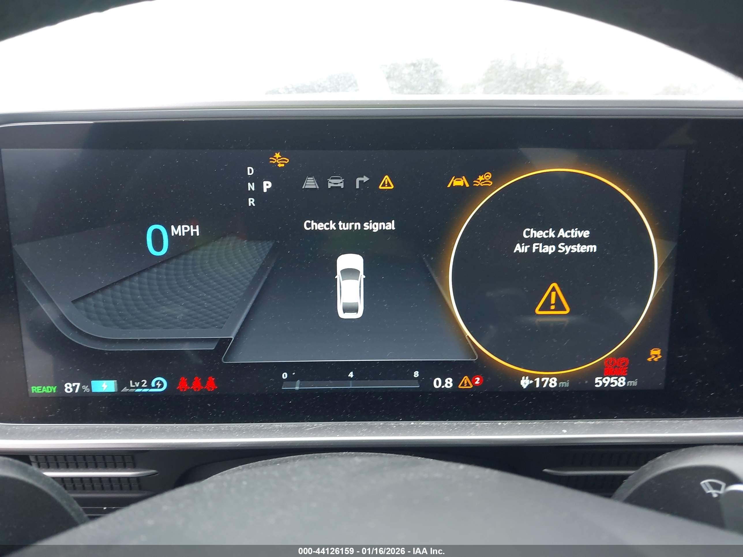 HYUNDAI IONIQ image 7
