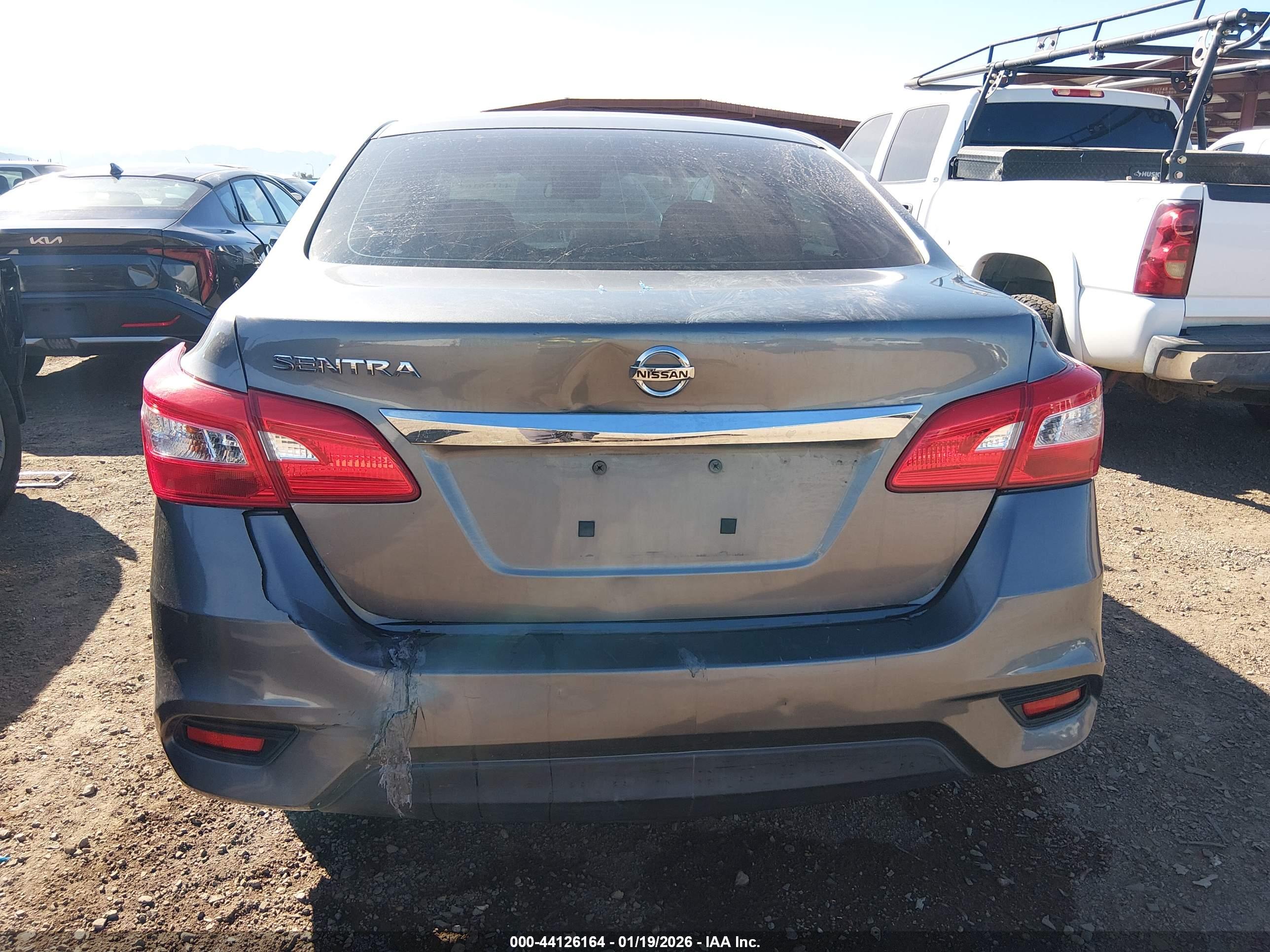 NISSAN SENTRA image 6
