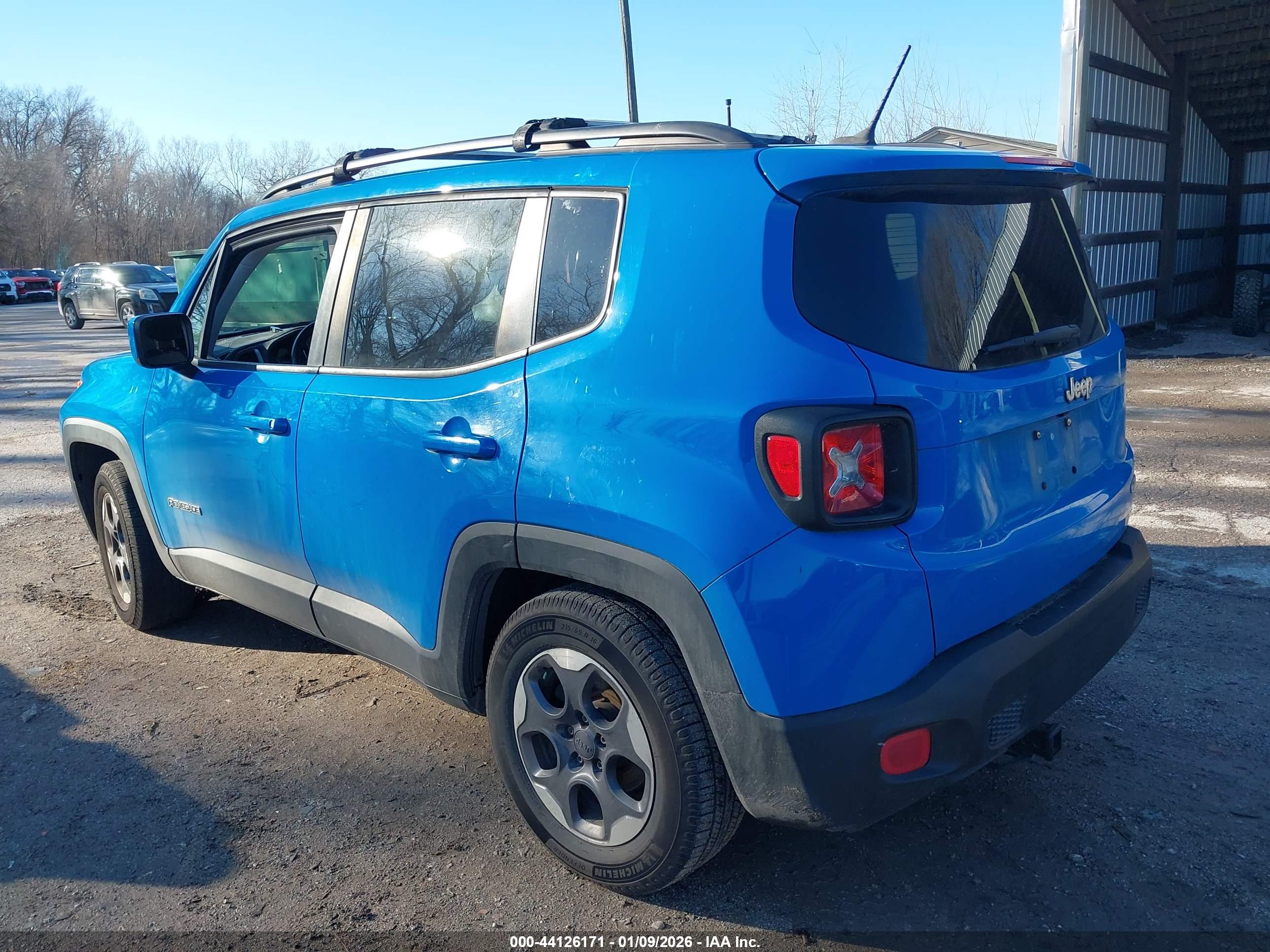 JEEP RENEGADE image 3