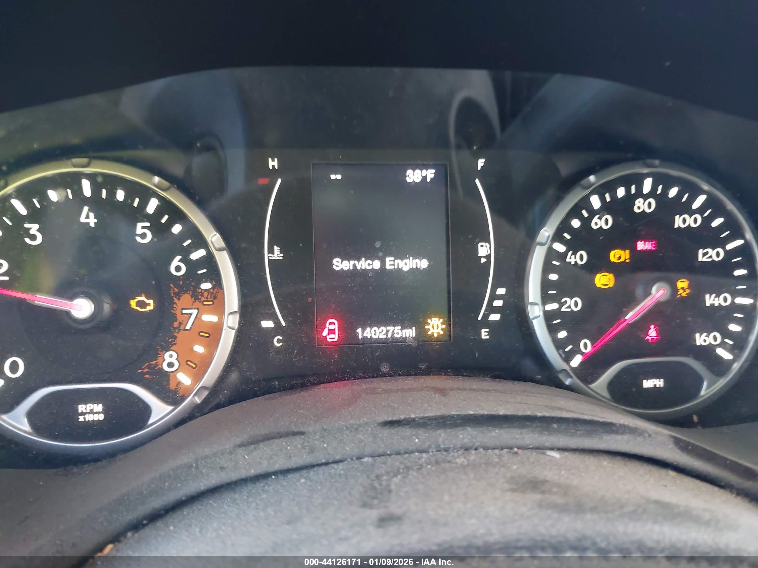 JEEP RENEGADE image 7
