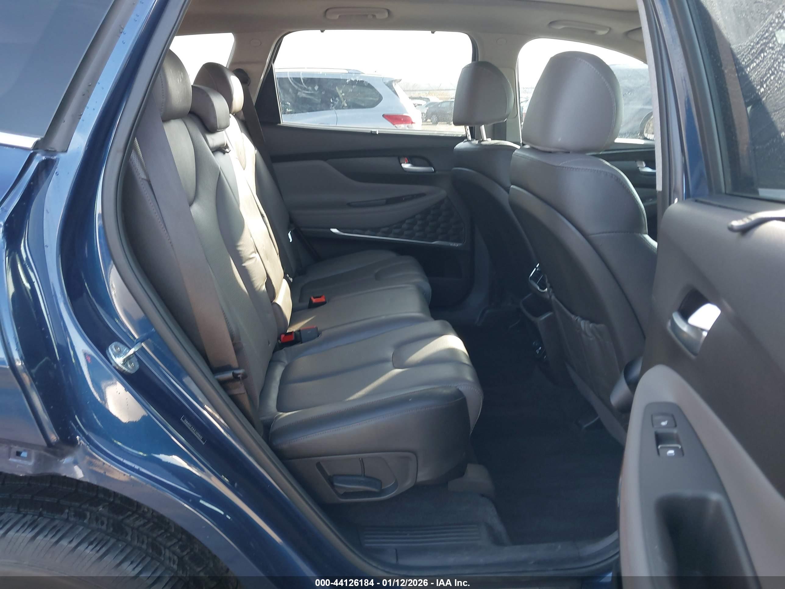 HYUNDAI SANTA image 8