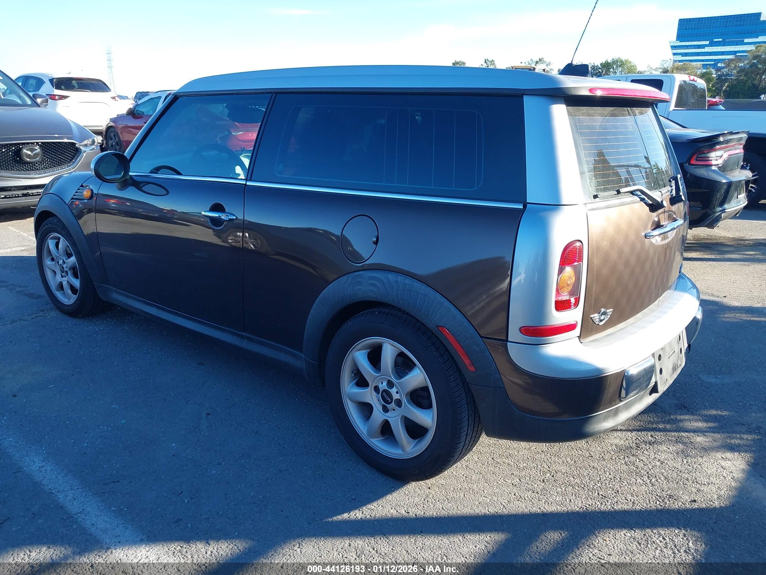 MINI COOPER image 3