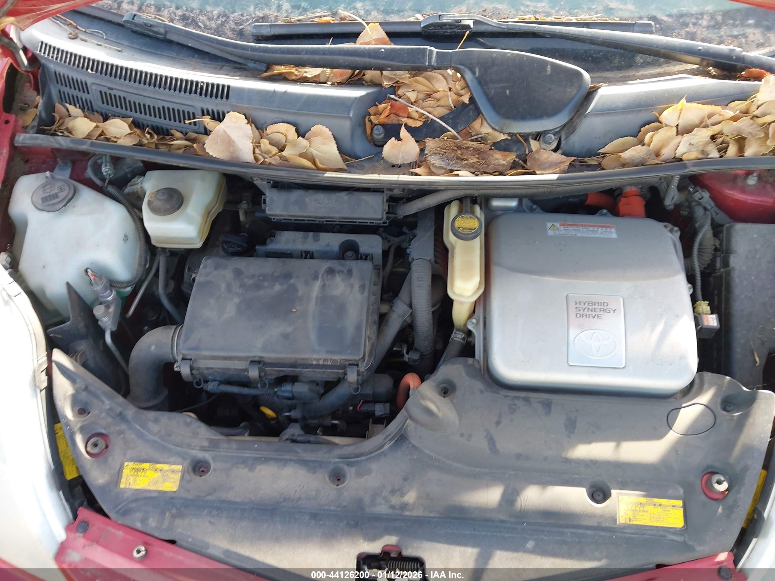 TOYOTA PRIUS image 10