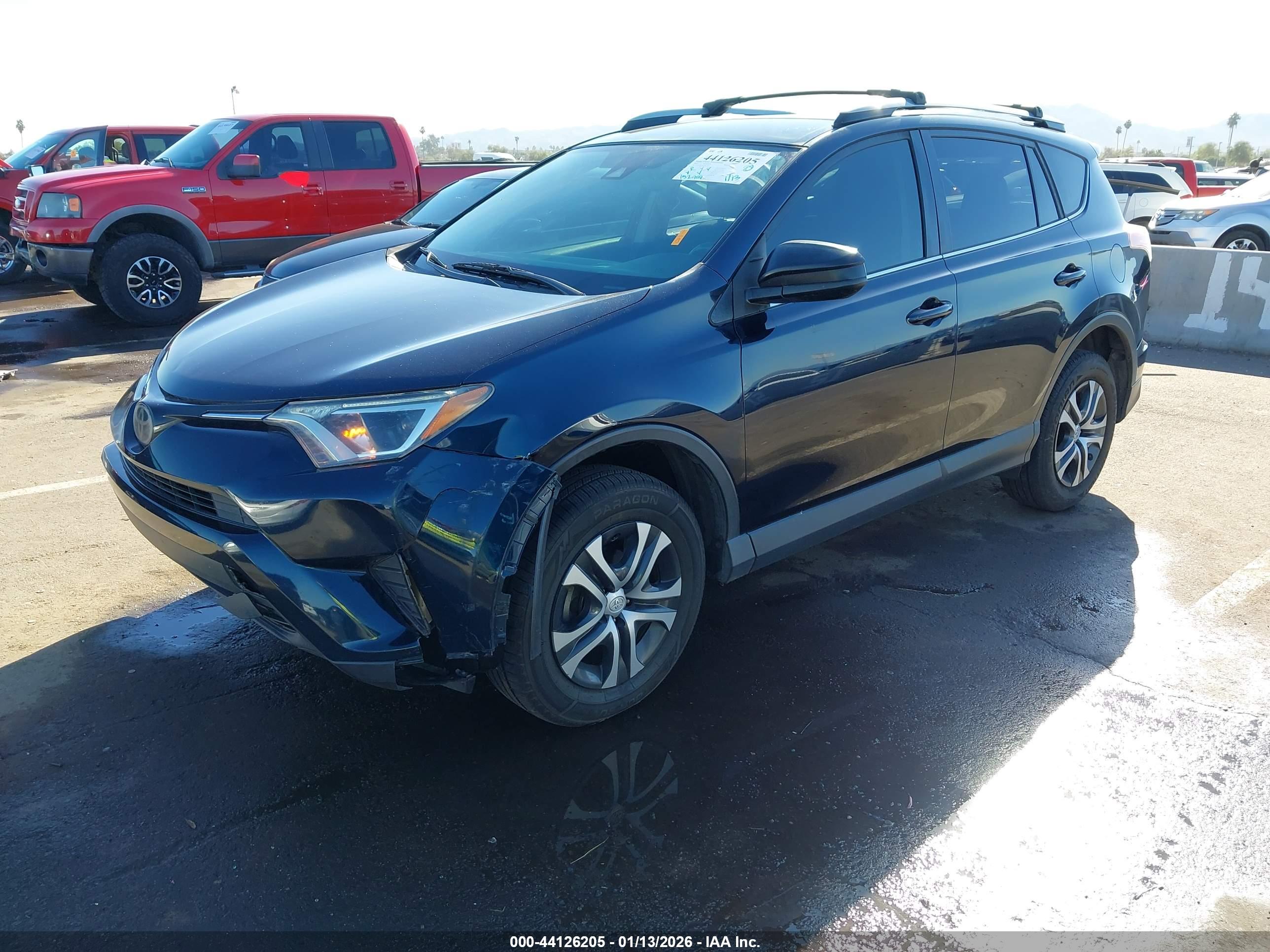 TOYOTA RAV4 image 6