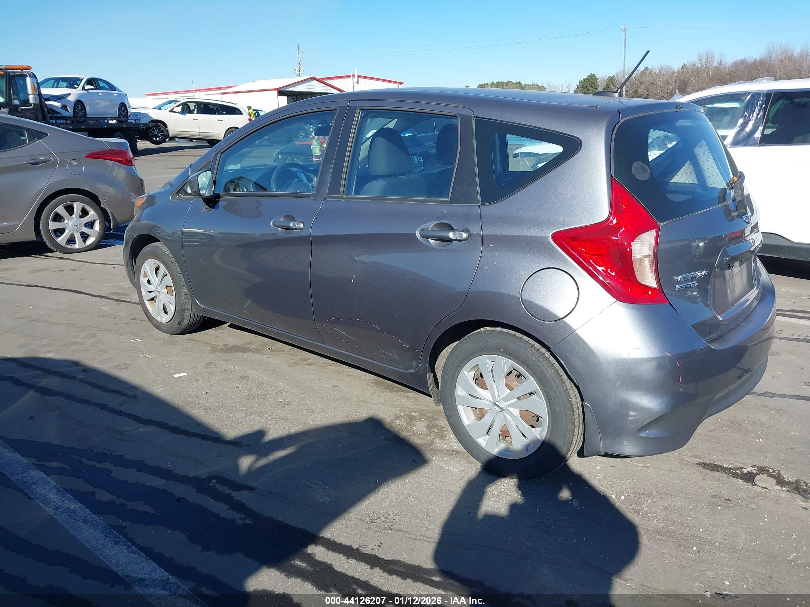 NISSAN VERSA image 3