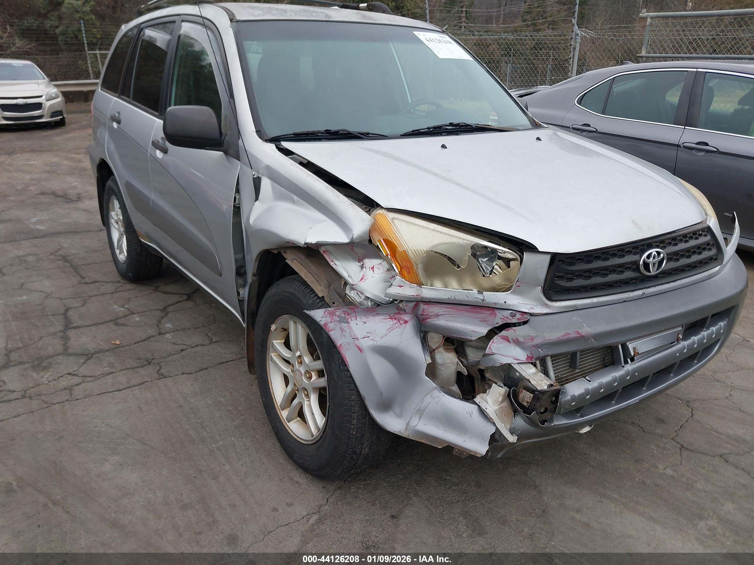 TOYOTA RAV4 image 6
