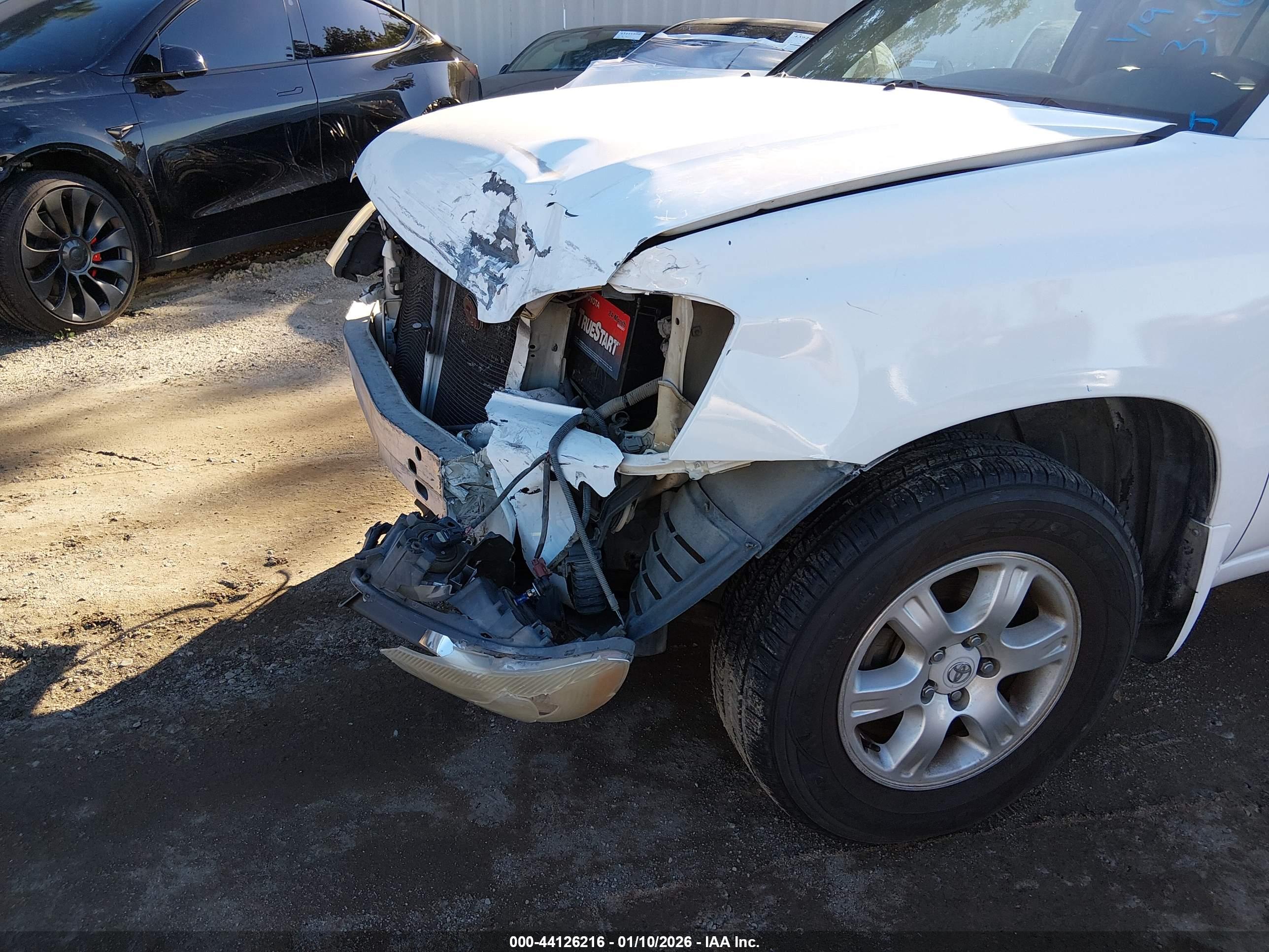 TOYOTA HIGHLANDER image 6