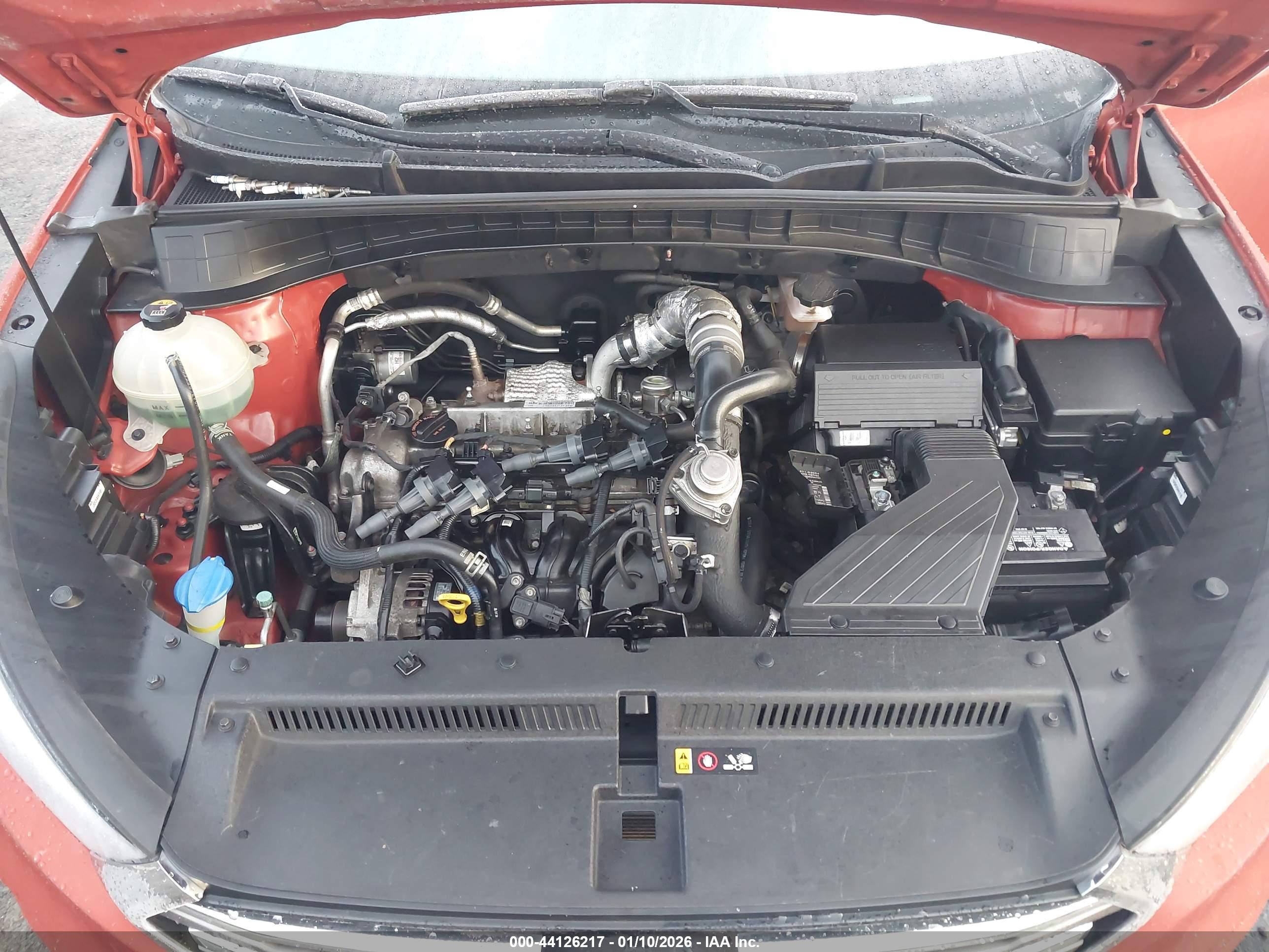 HYUNDAI TUCSON image 10